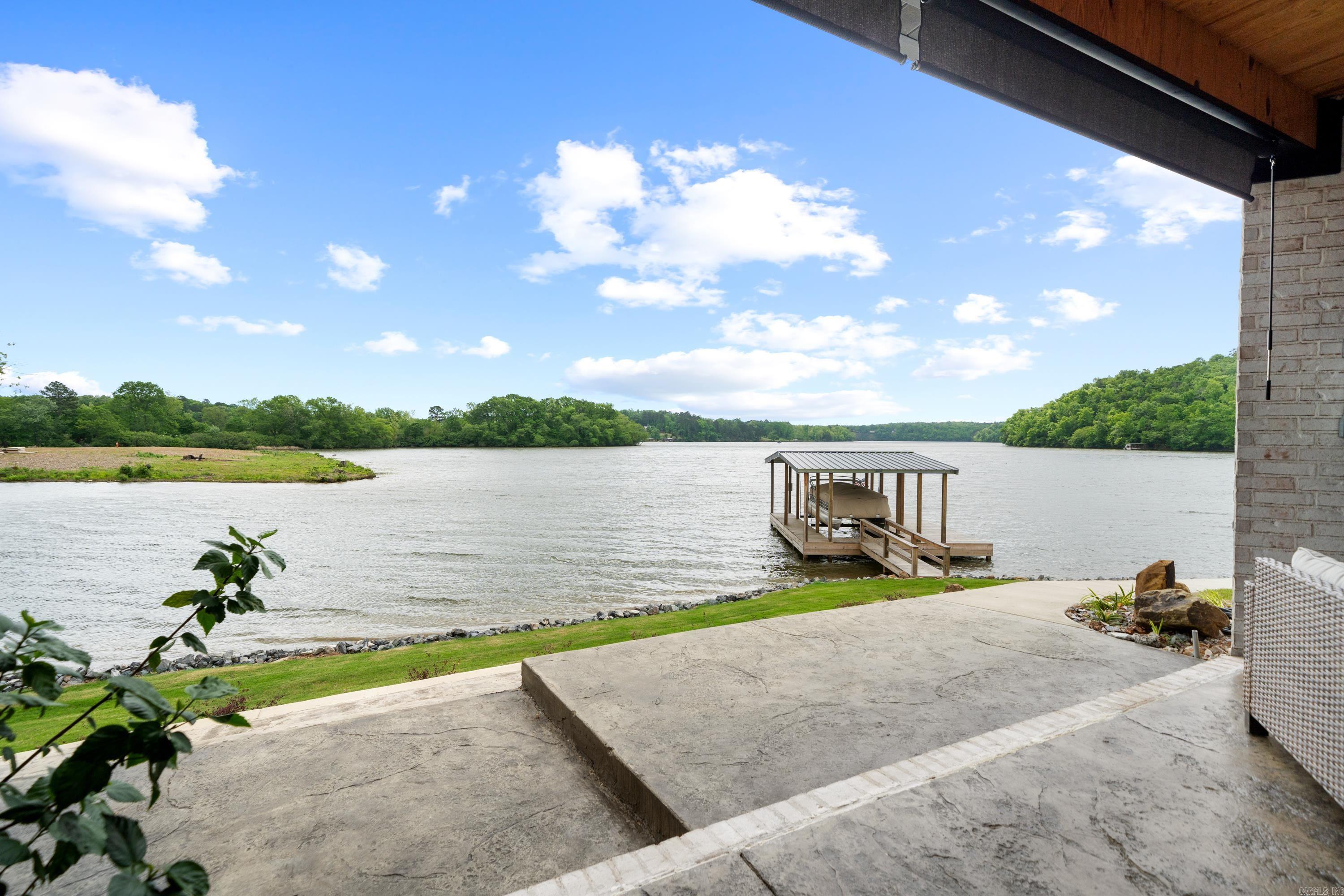 Lakeside Gardens - Residential