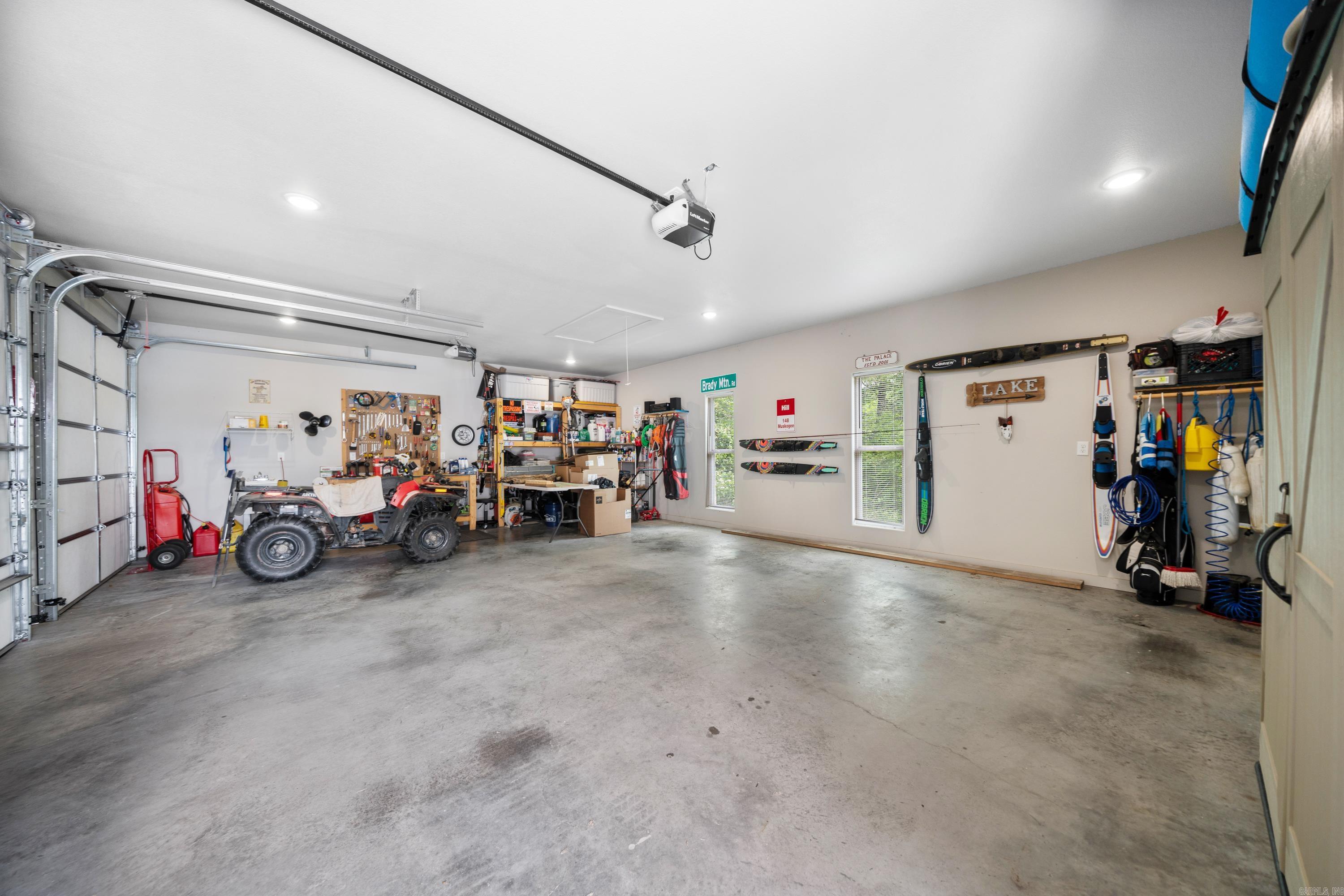 Lakeside Gardens - Residential