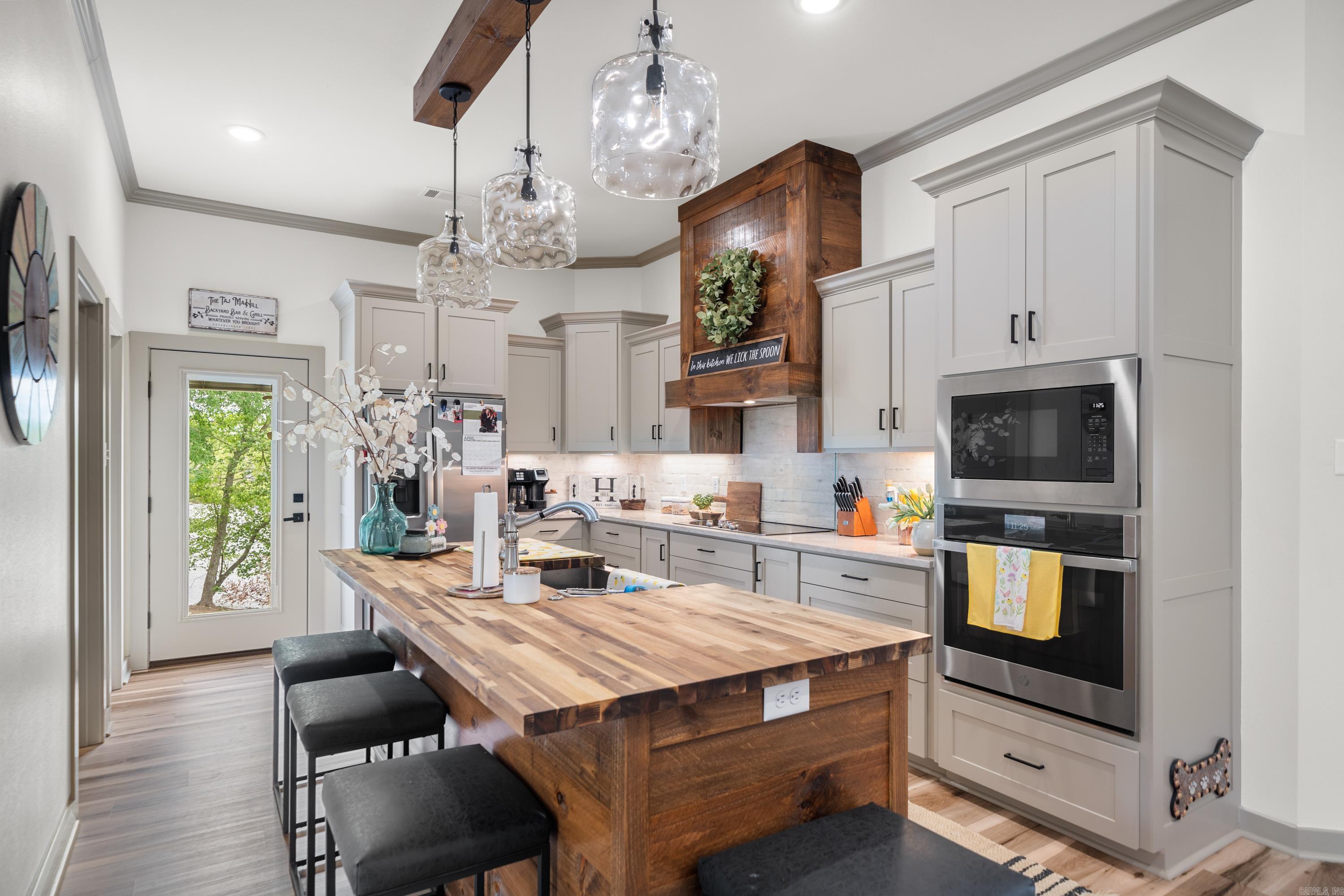 Lakeside Gardens - Residential