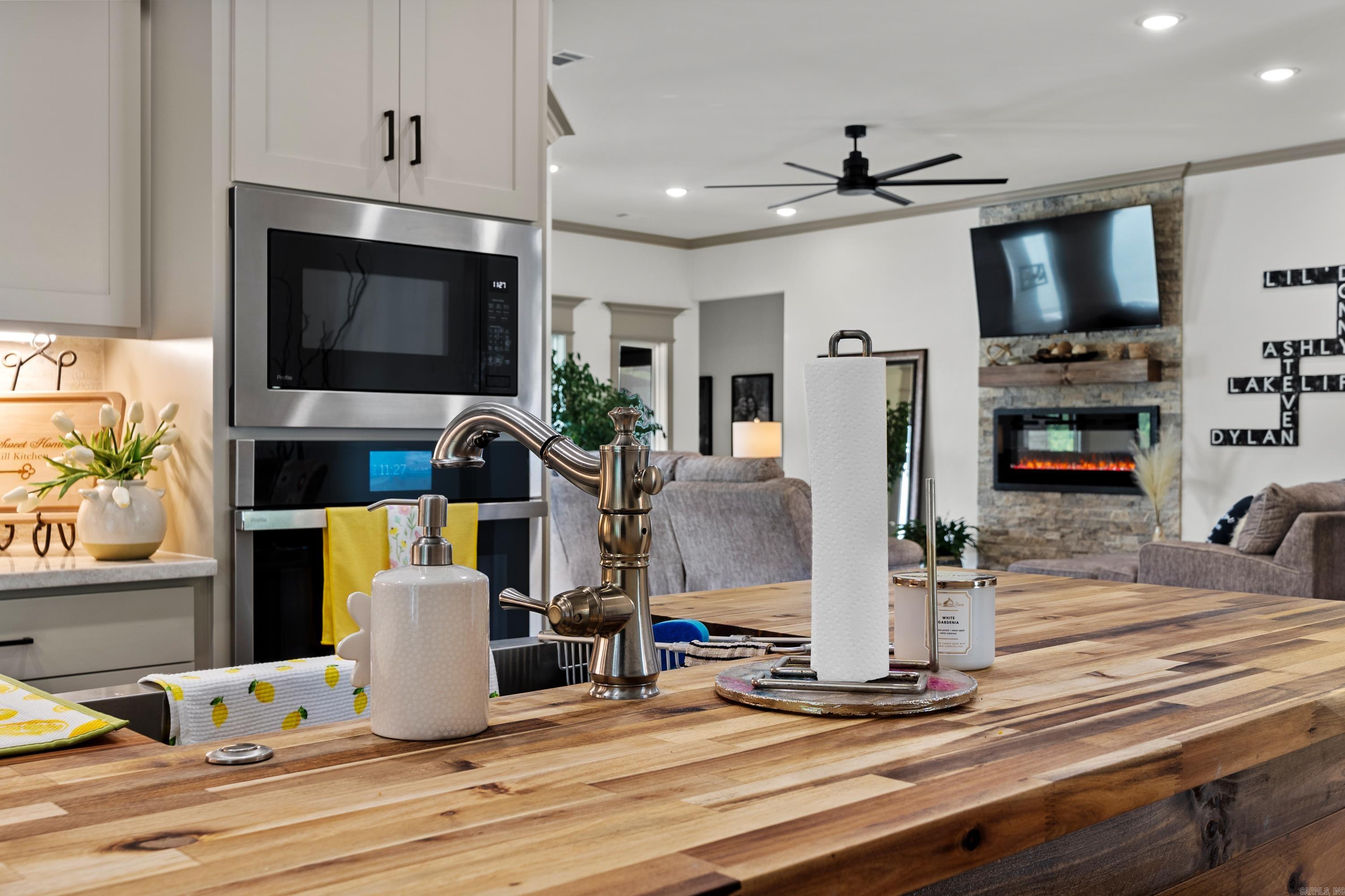 Lakeside Gardens - Residential