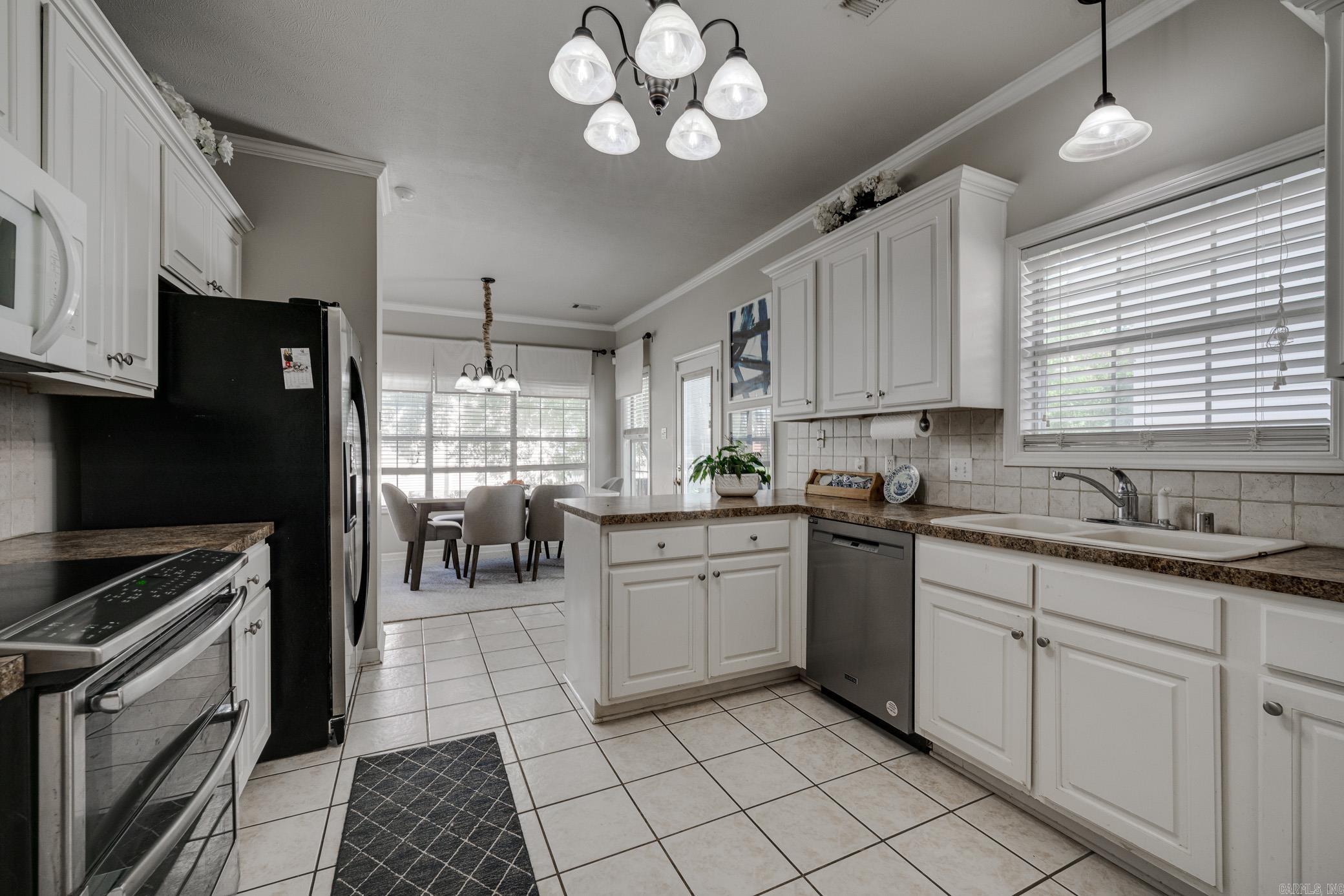 DARK FOREST PLACE - Residential