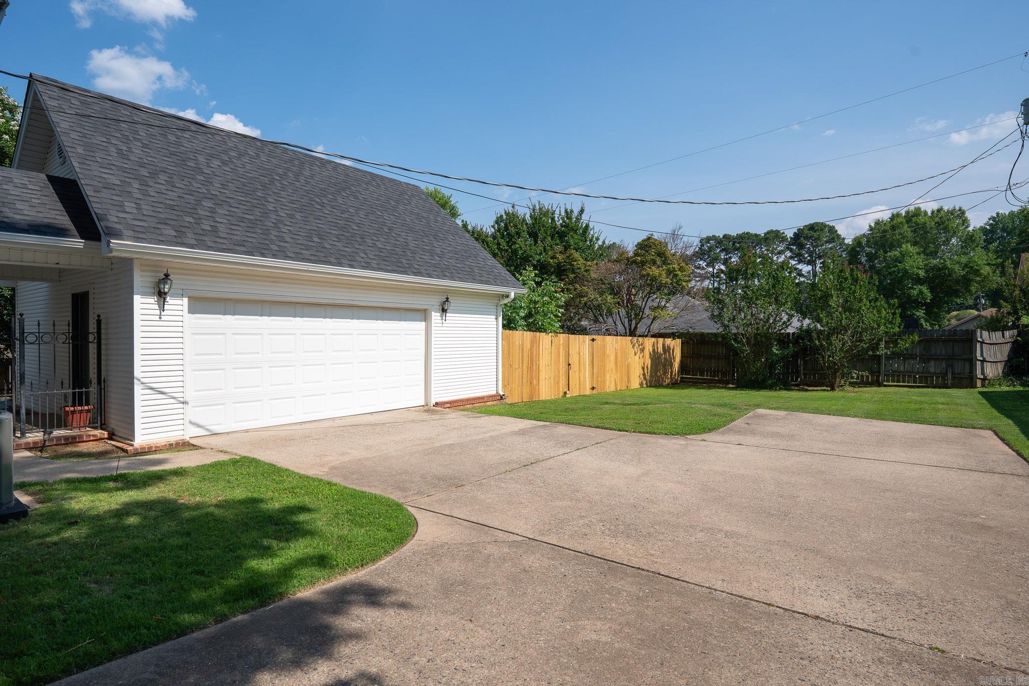 DARK FOREST PLACE - Residential