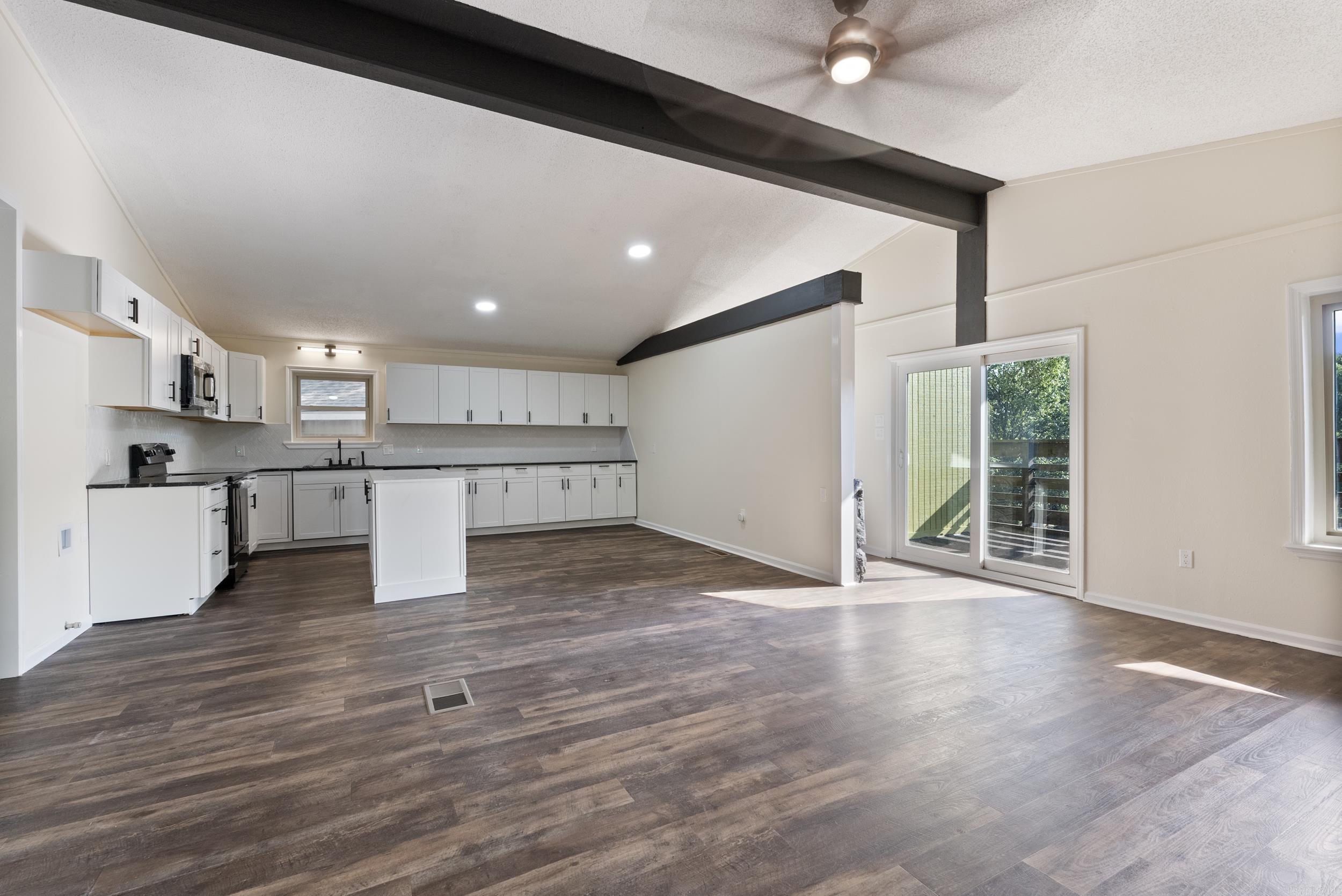 RANDOM OAKS VLY TO COOK MTN VG - Residential