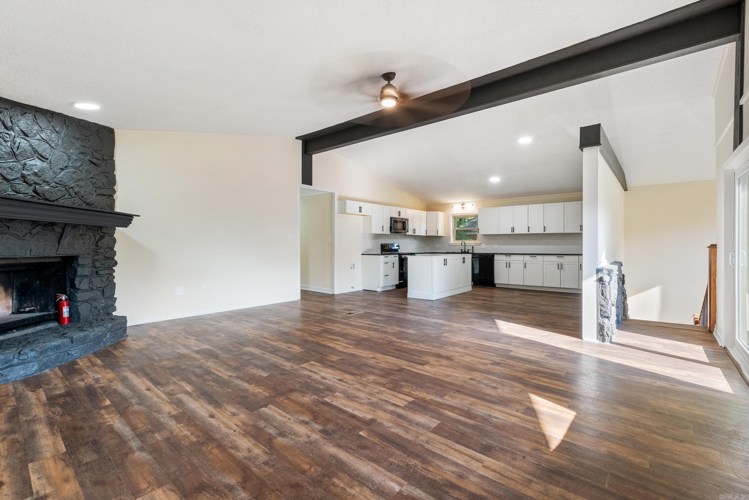 RANDOM OAKS VLY TO COOK MTN VG - Residential