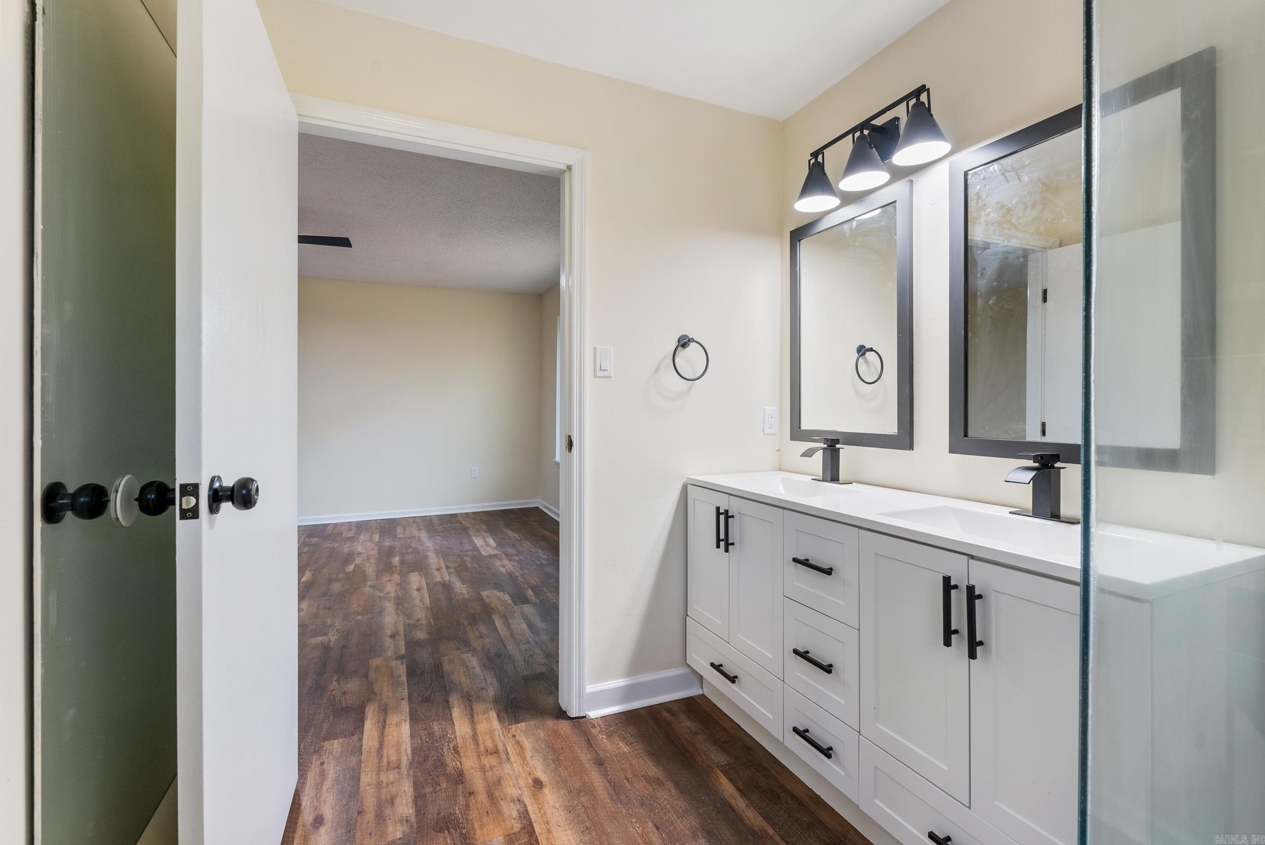 RANDOM OAKS VLY TO COOK MTN VG - Residential