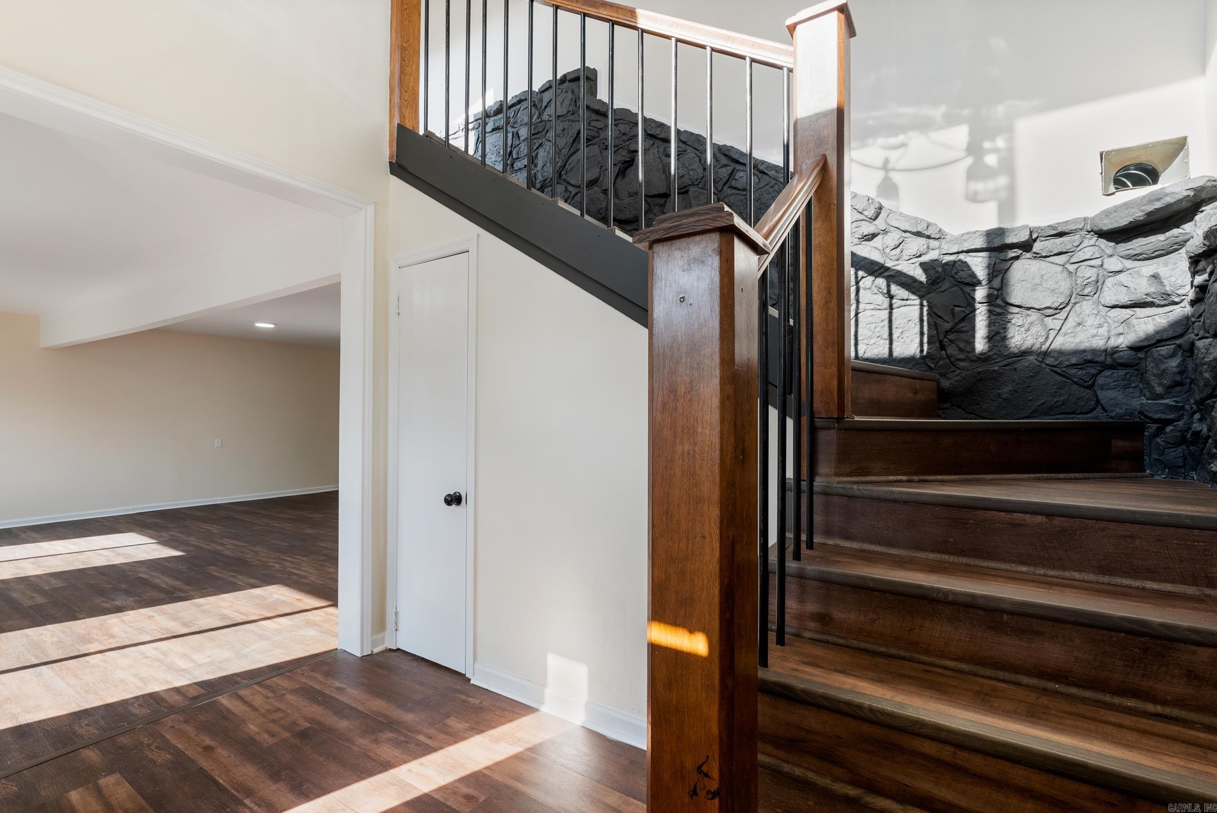 RANDOM OAKS VLY TO COOK MTN VG - Residential