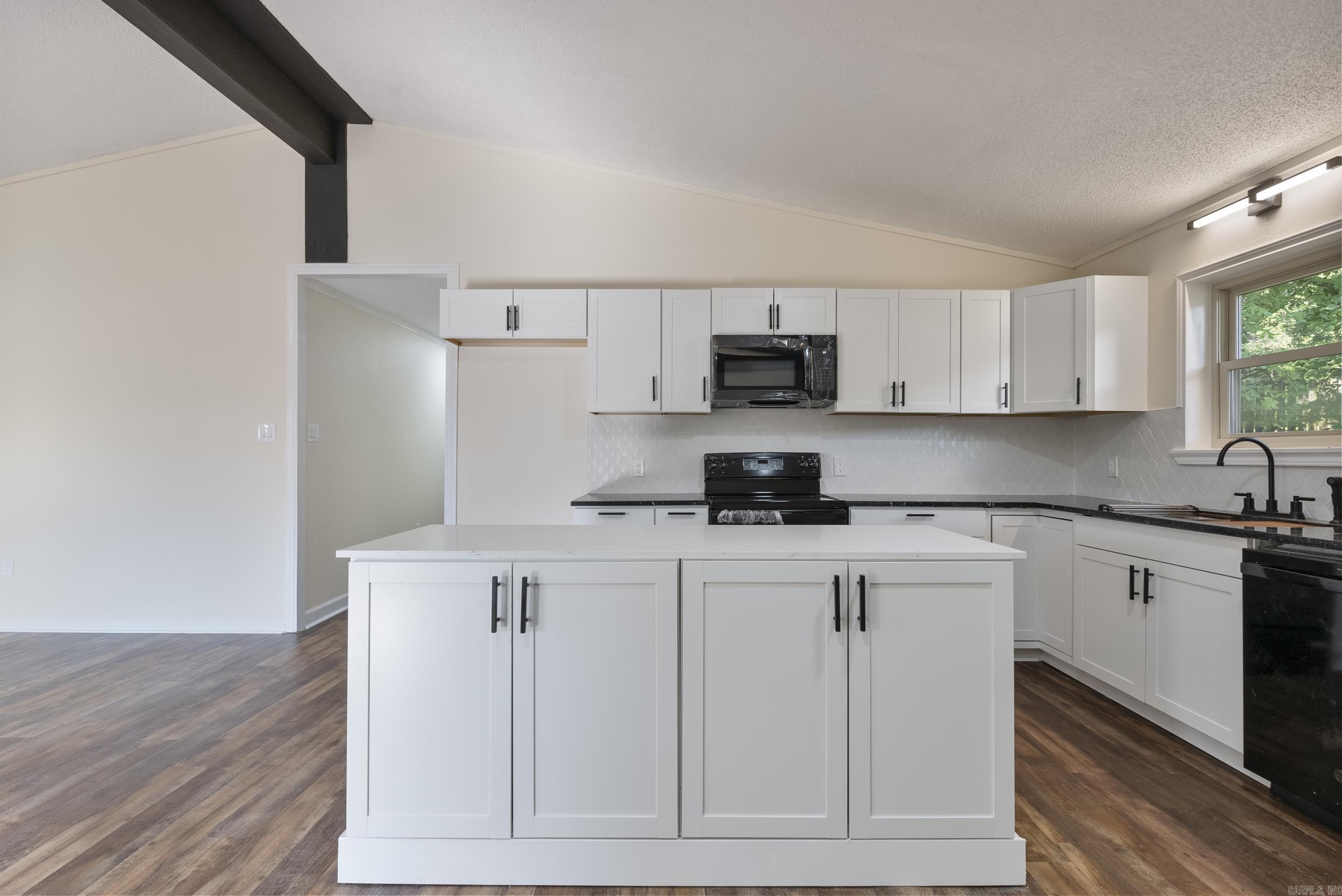 RANDOM OAKS VLY TO COOK MTN VG - Residential