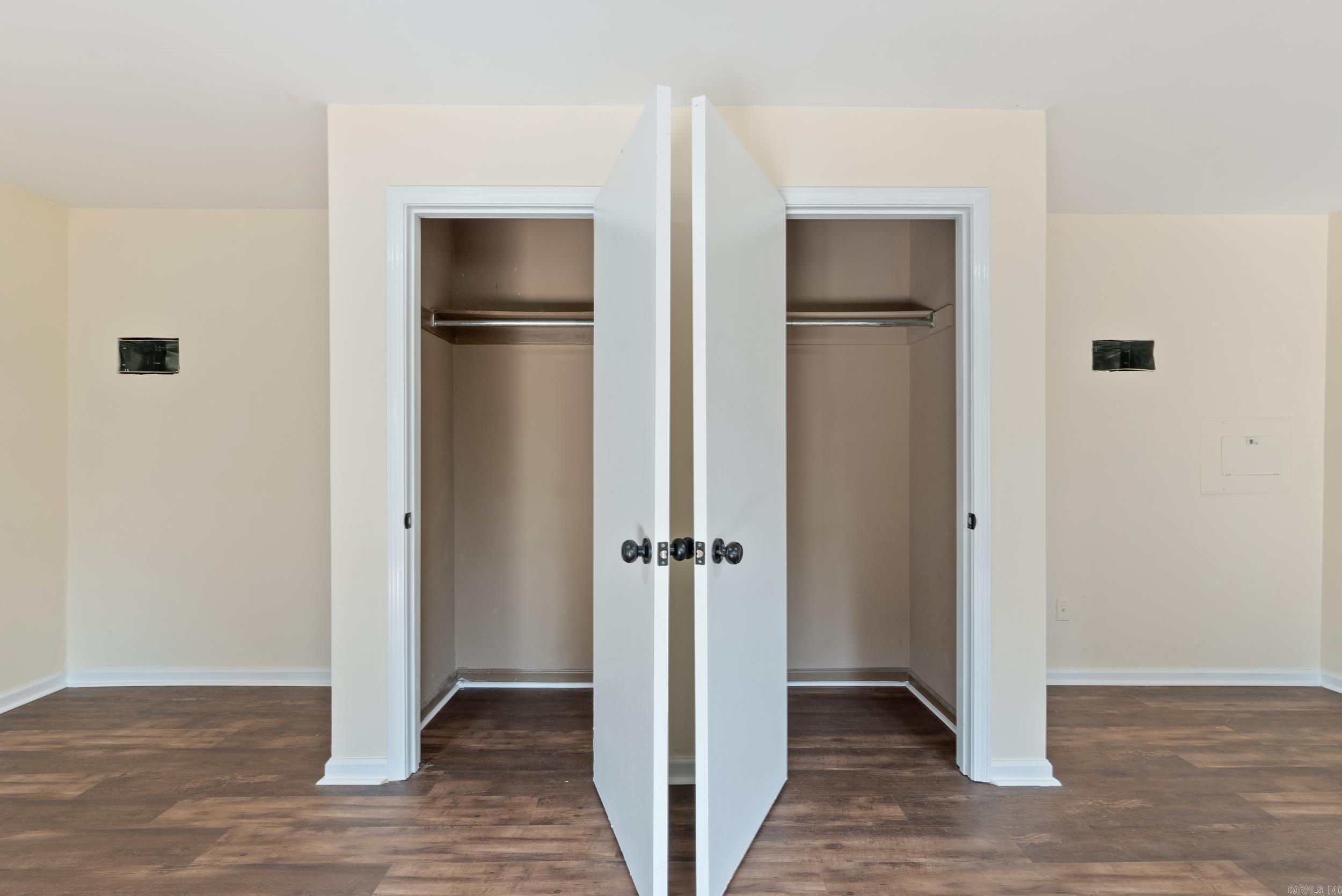 RANDOM OAKS VLY TO COOK MTN VG - Residential