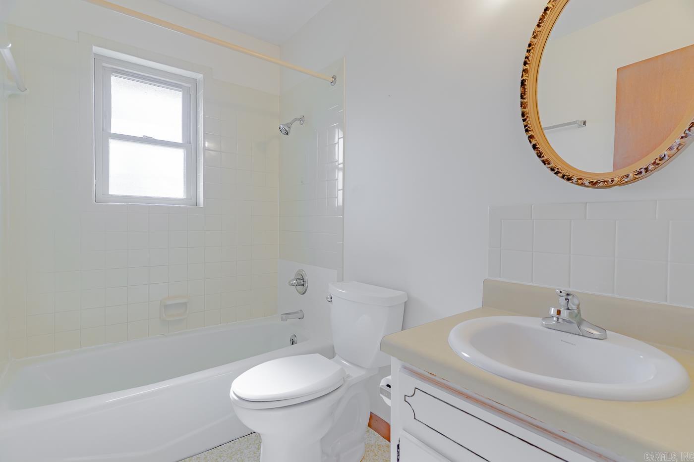 PINE RIDGE - Residential