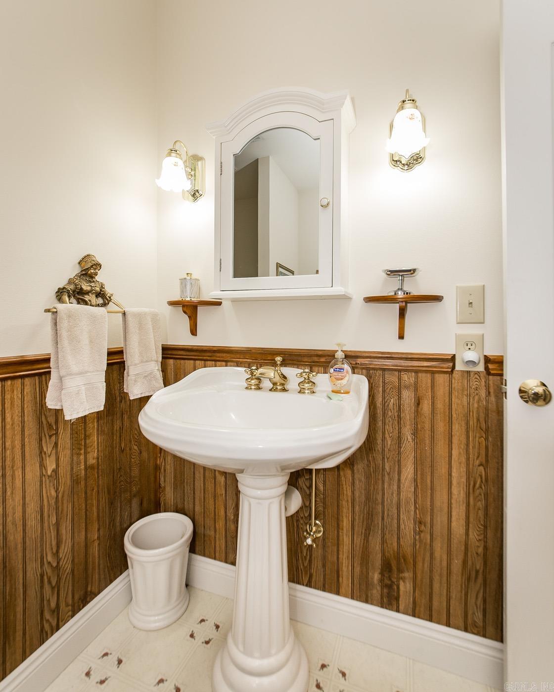 Meadow Brook Acres - Residential