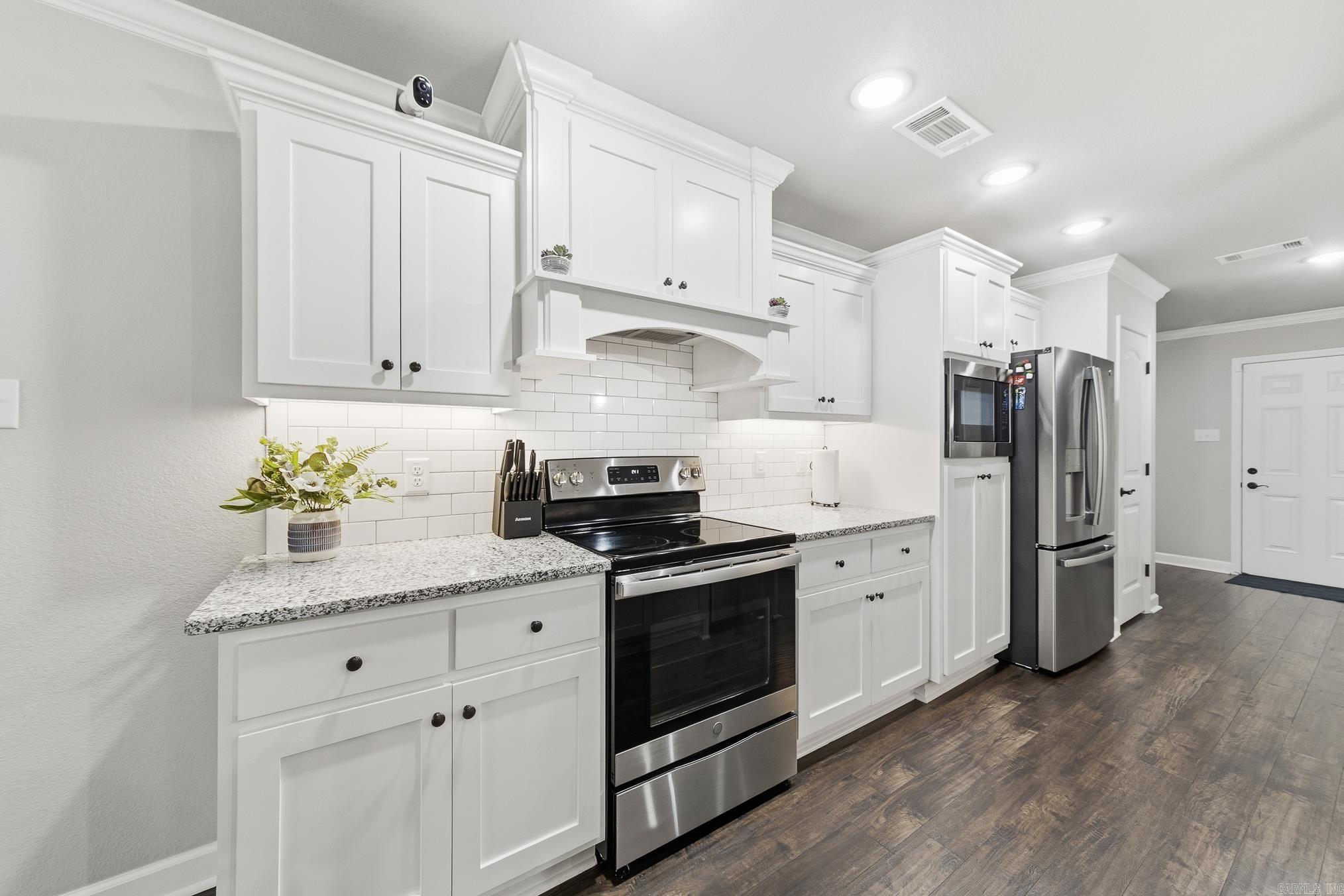 HERITAGE MEADOWS - Residential