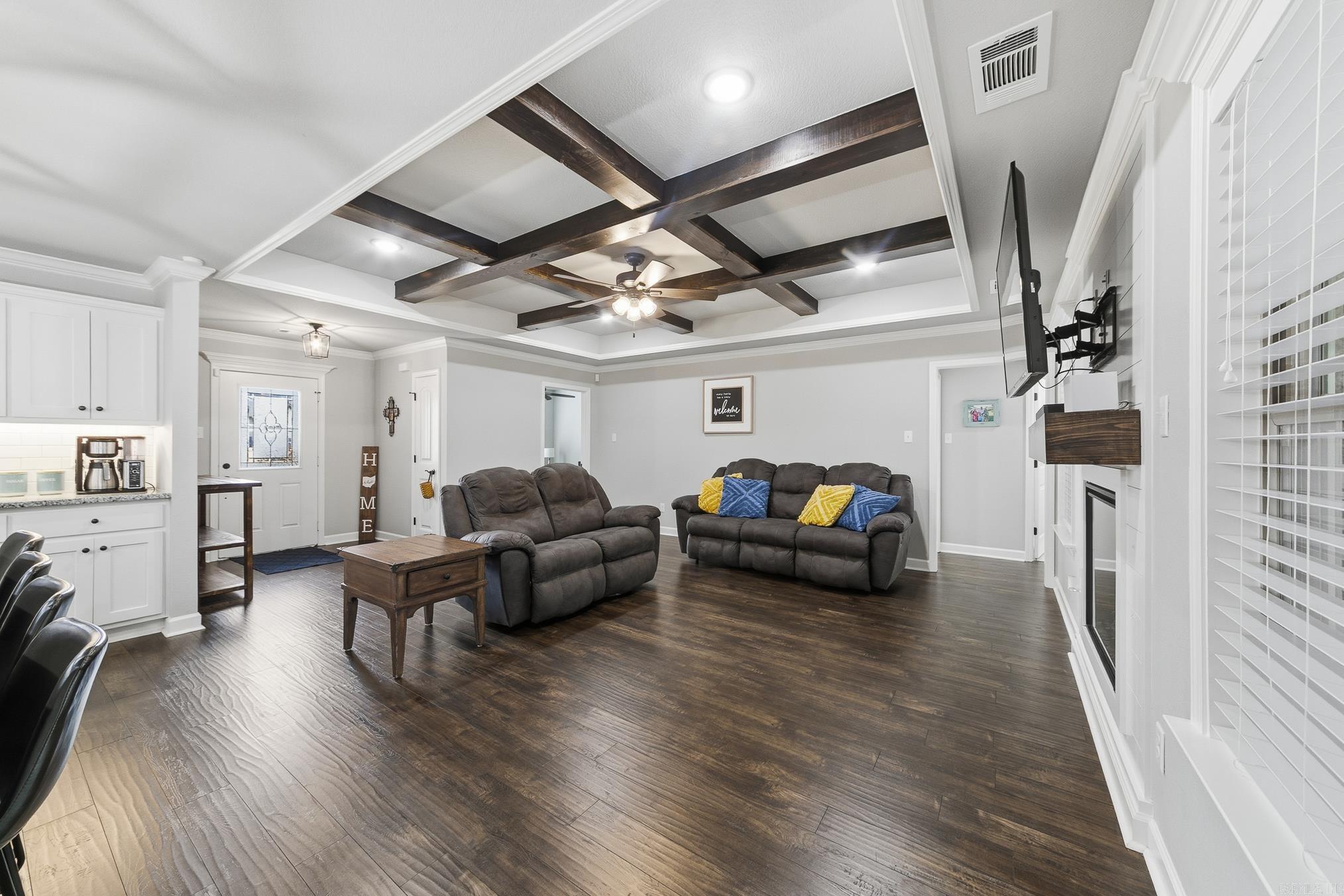 HERITAGE MEADOWS - Residential