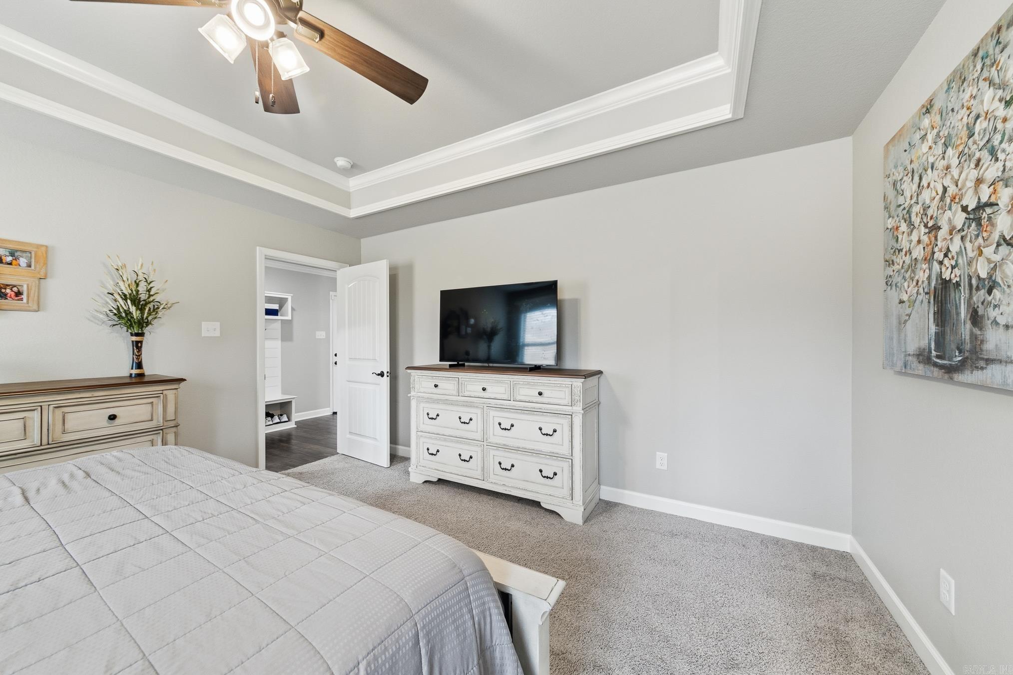 HERITAGE MEADOWS - Residential