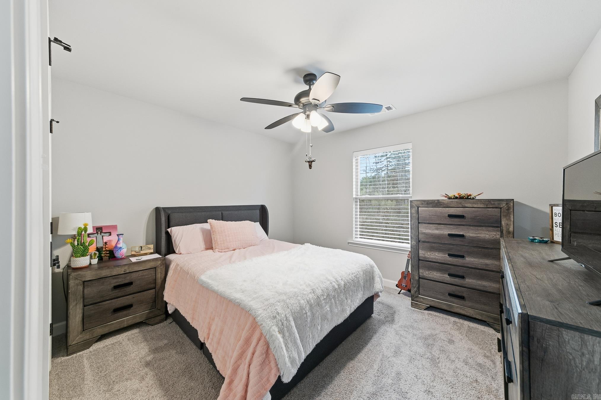 HERITAGE MEADOWS - Residential