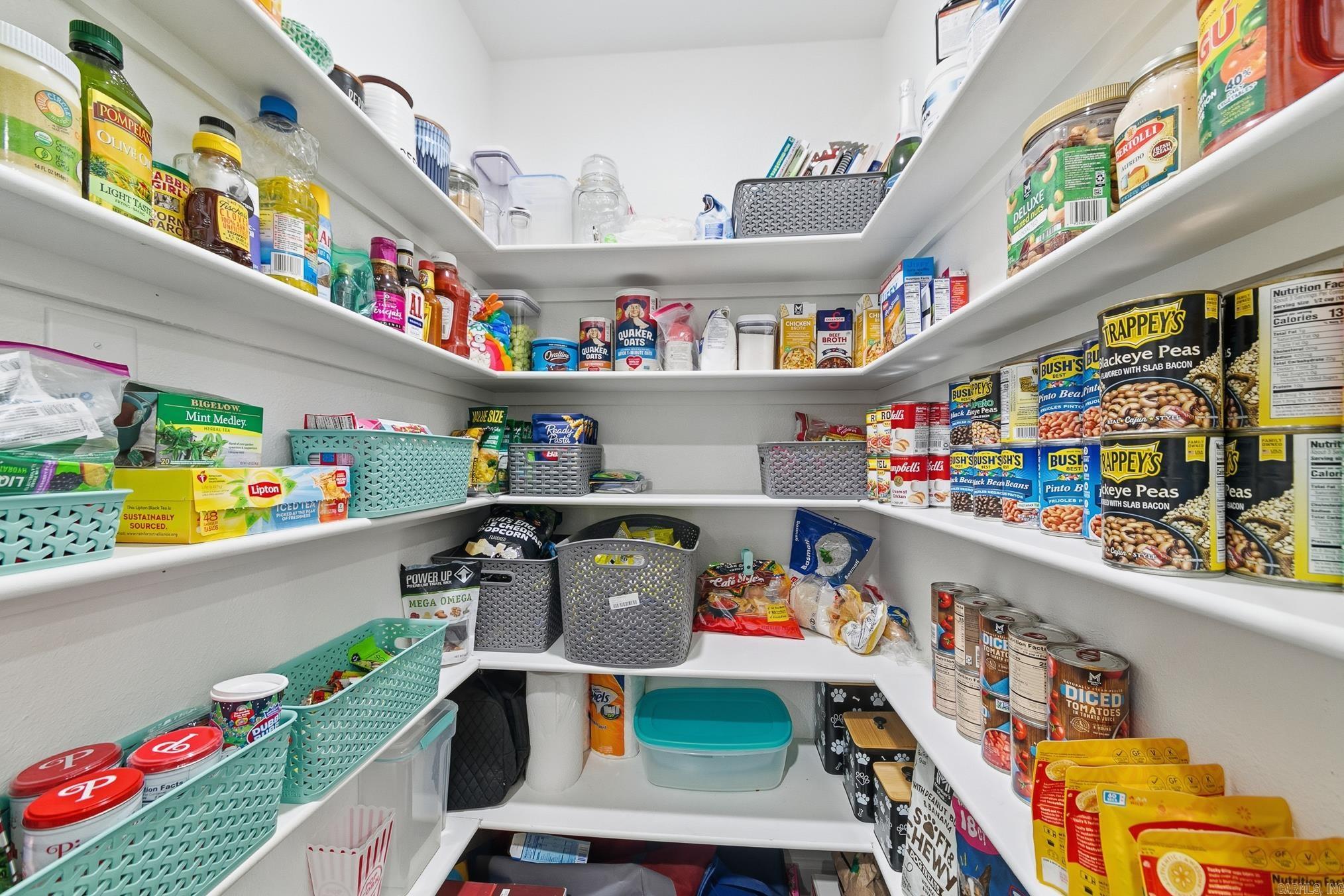 HERITAGE MEADOWS - Residential