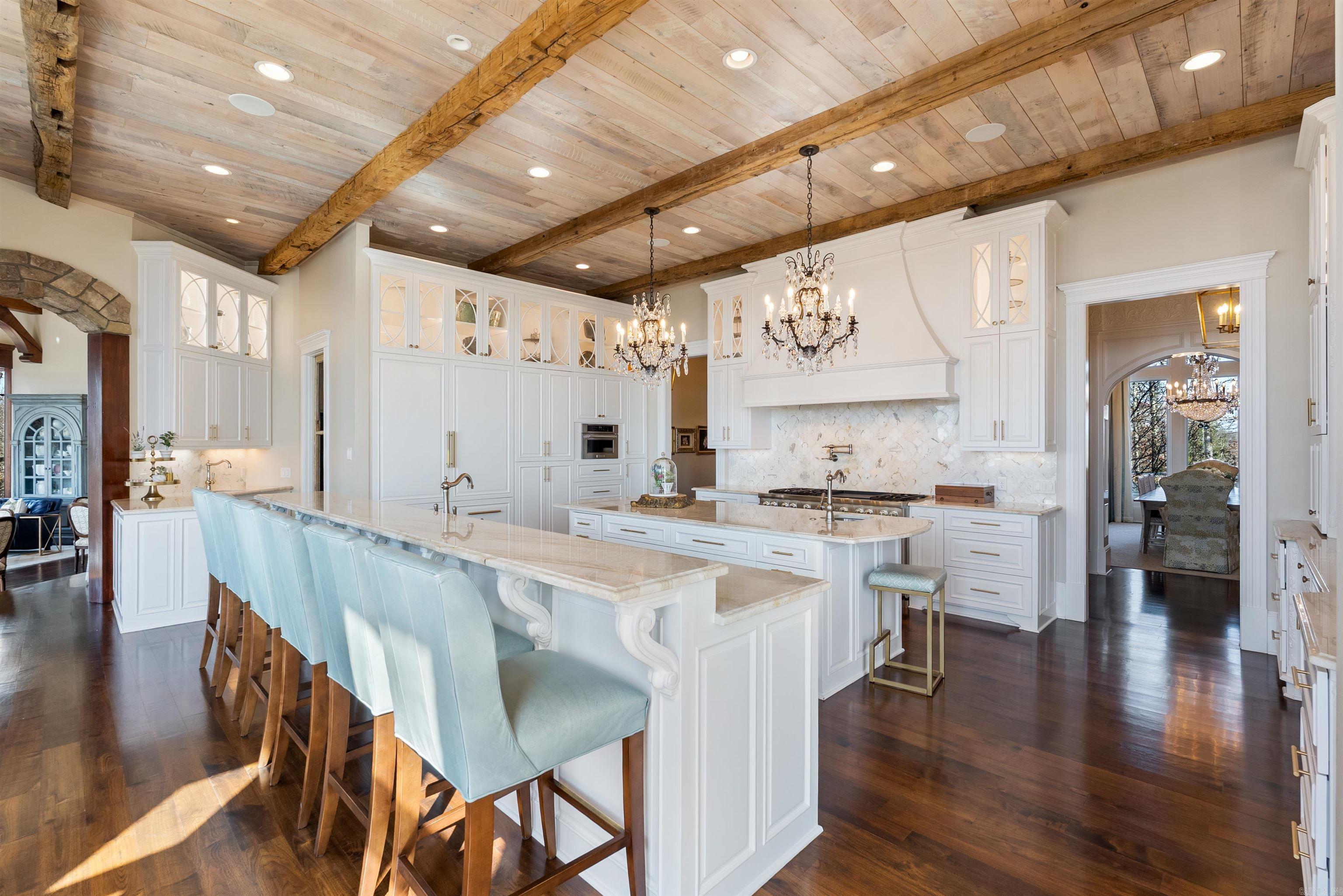 MAJESTIC VALLEY - Residential