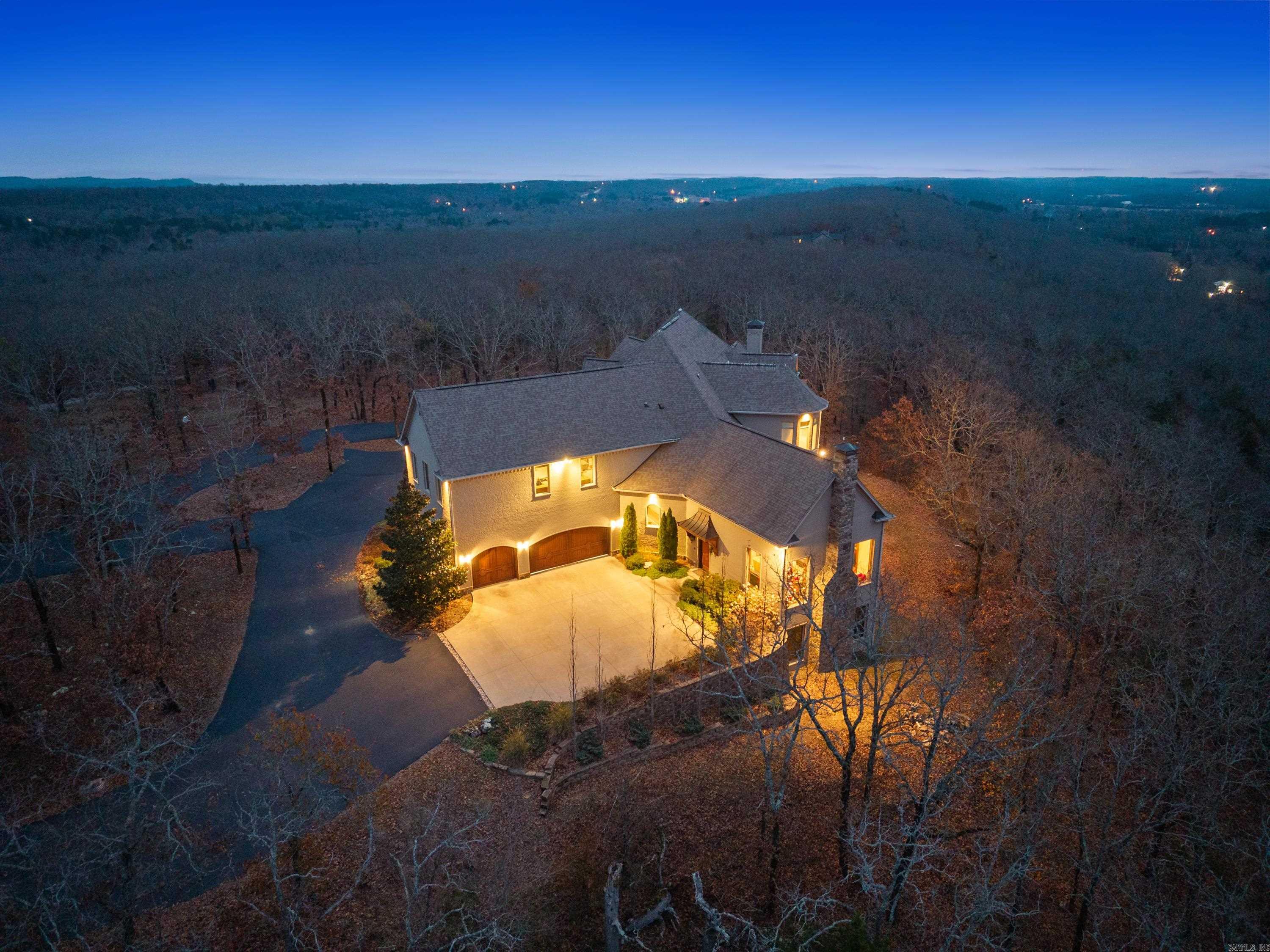 MAJESTIC VALLEY - Residential