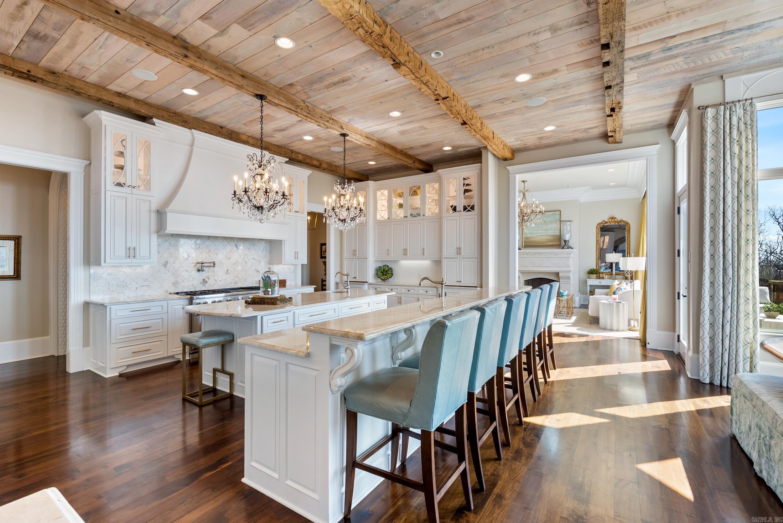 MAJESTIC VALLEY - Residential