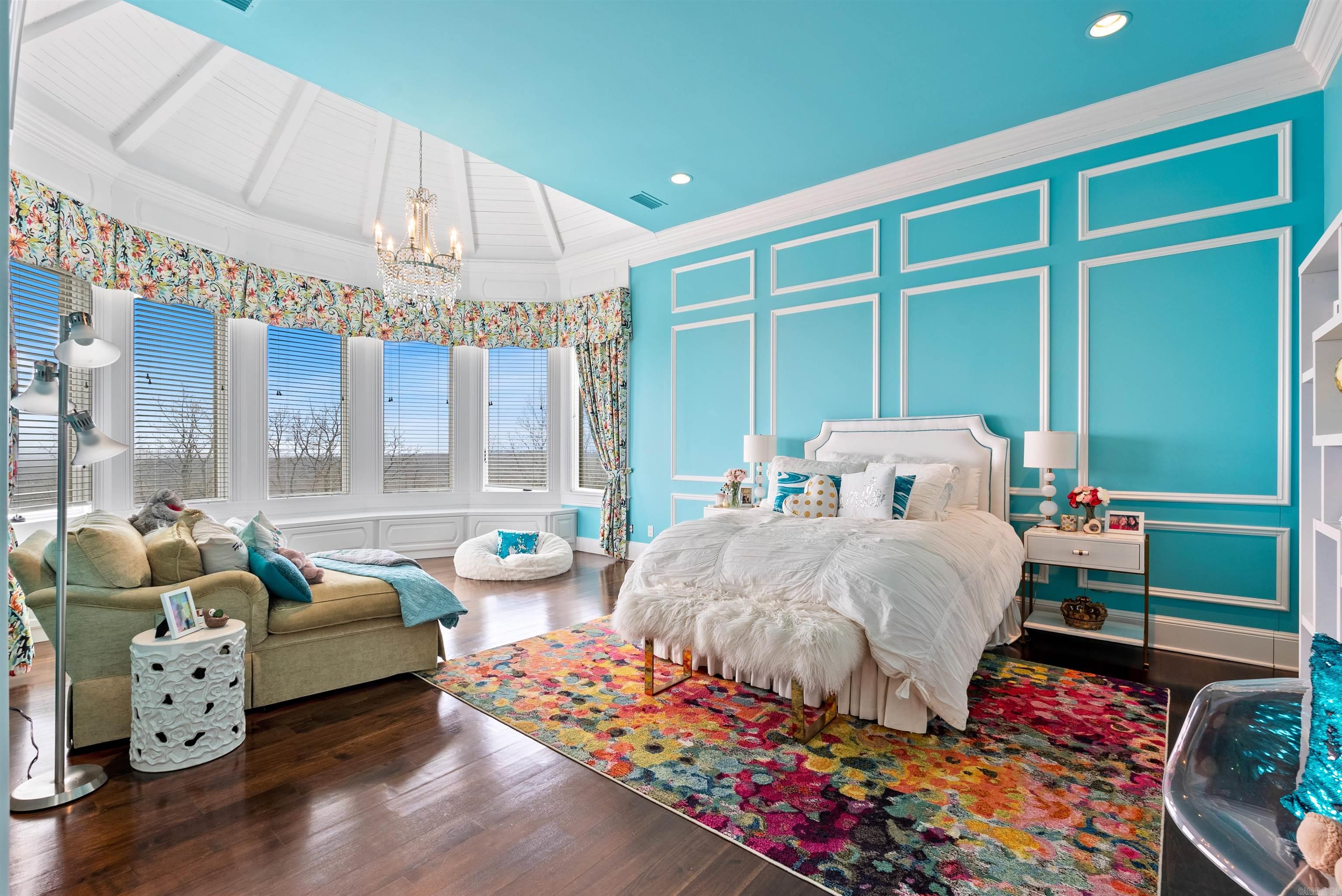 MAJESTIC VALLEY - Residential