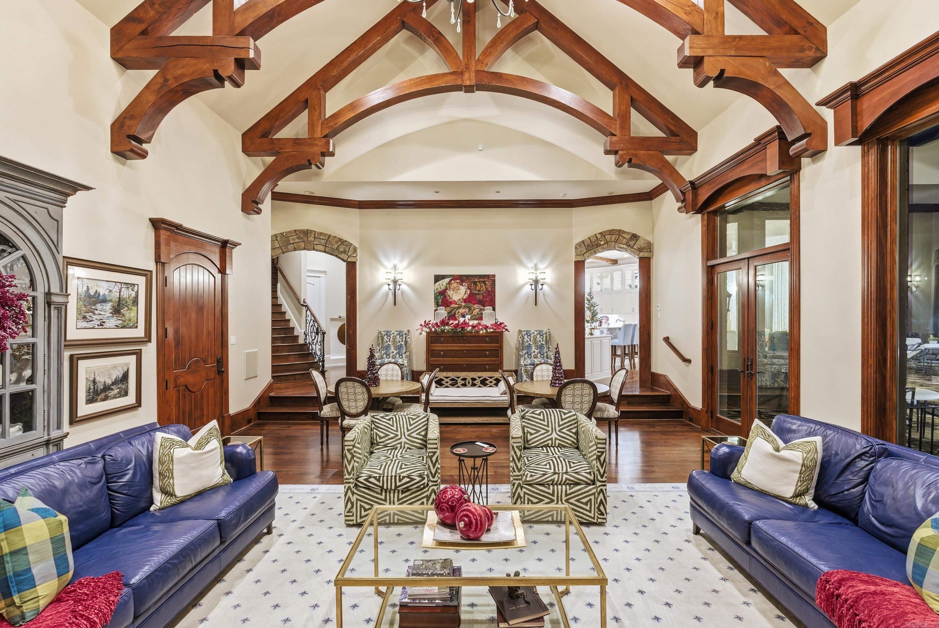 MAJESTIC VALLEY - Residential