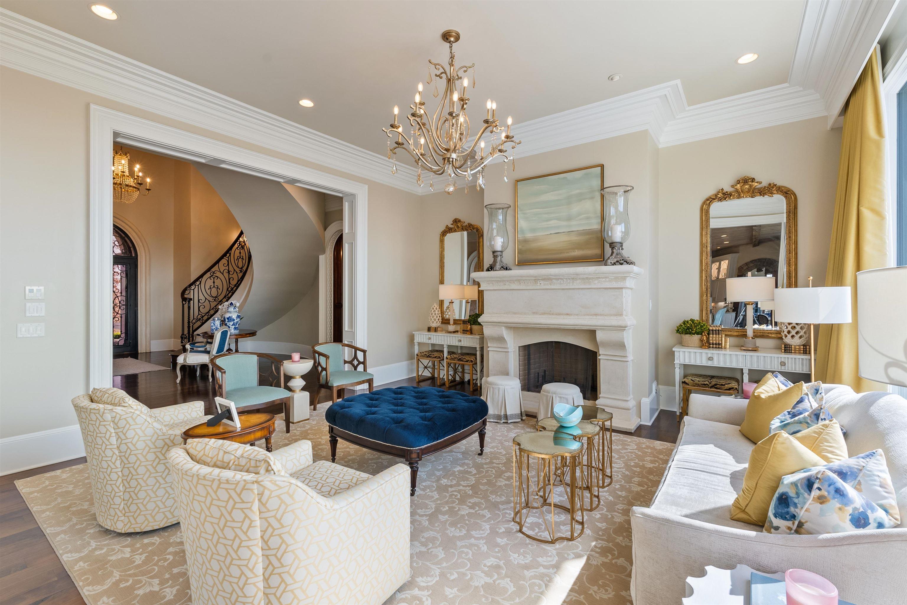 MAJESTIC VALLEY - Residential