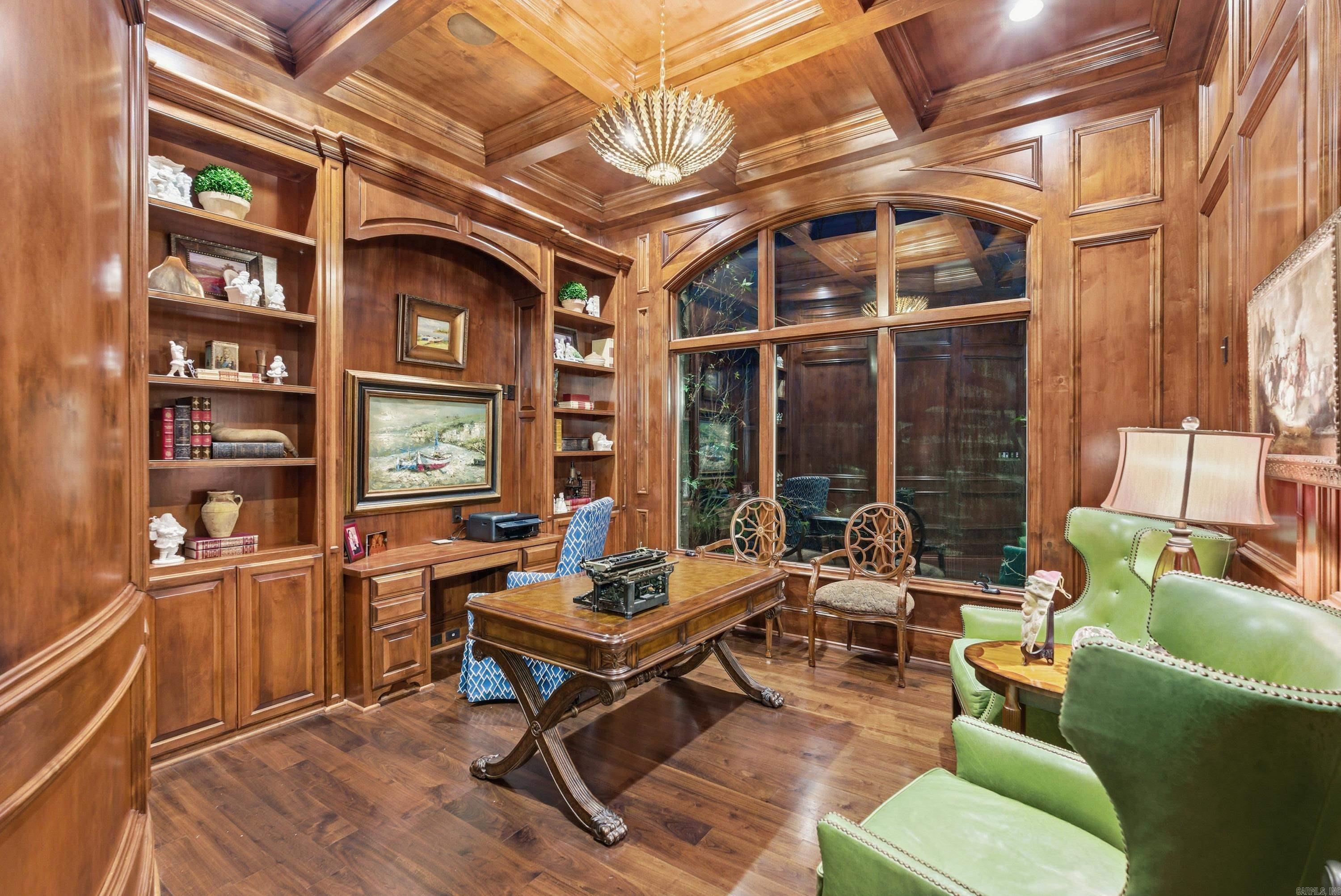 MAJESTIC VALLEY - Residential