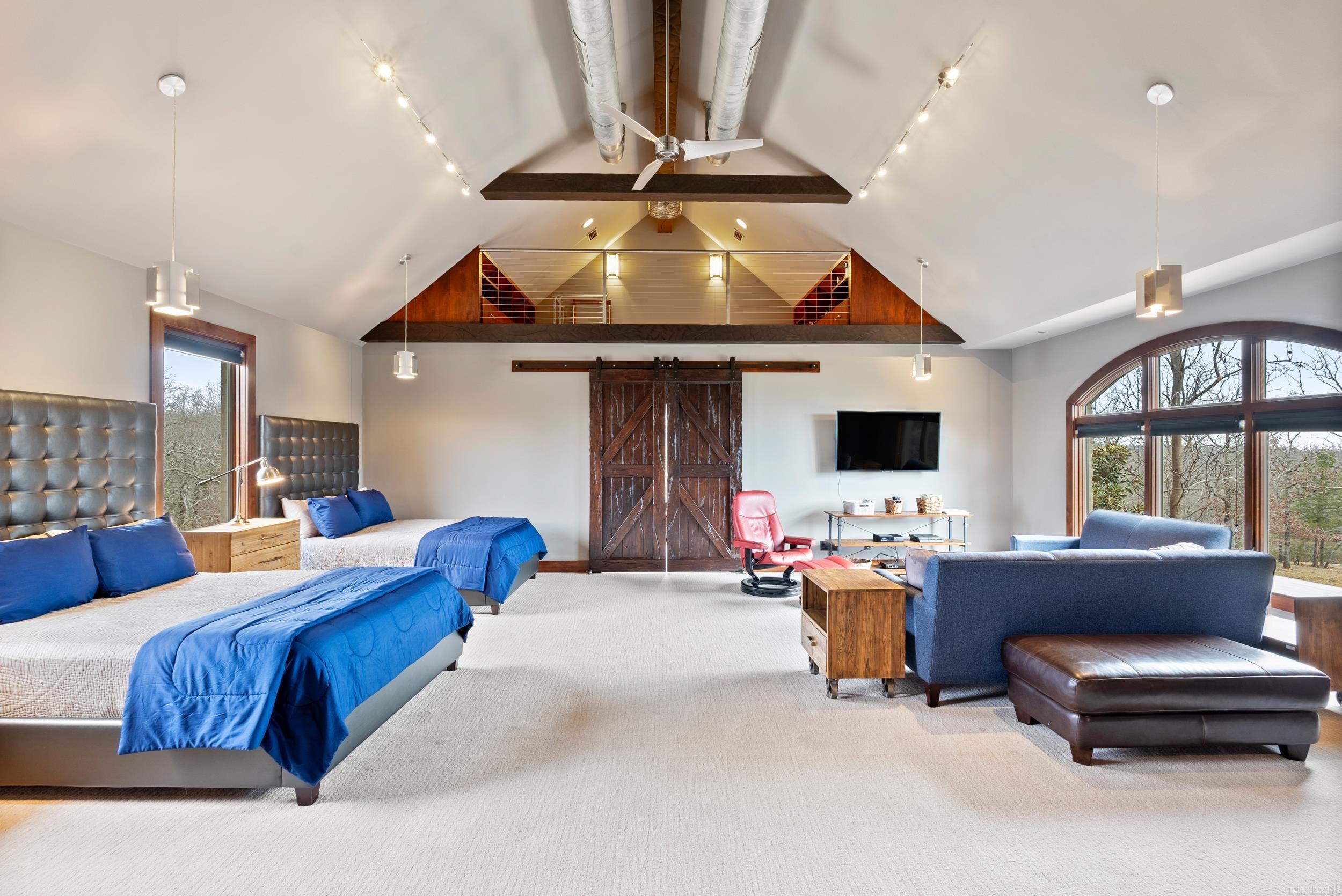 MAJESTIC VALLEY - Residential