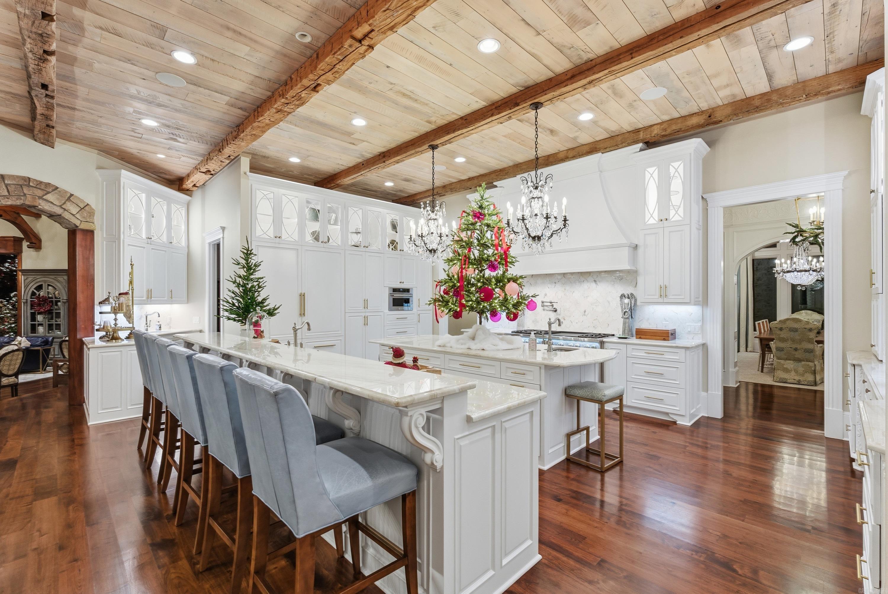 MAJESTIC VALLEY - Residential