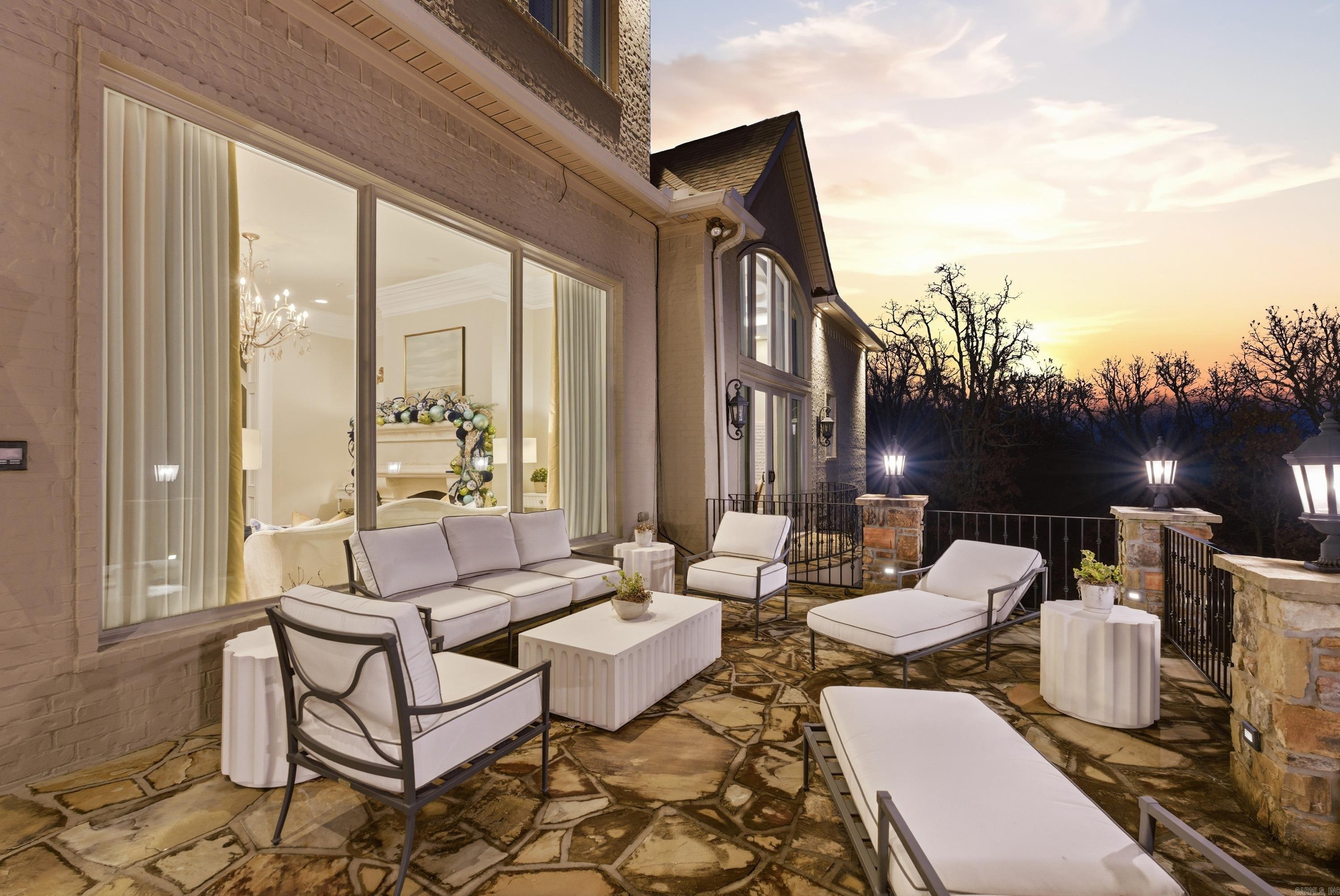 MAJESTIC VALLEY - Residential