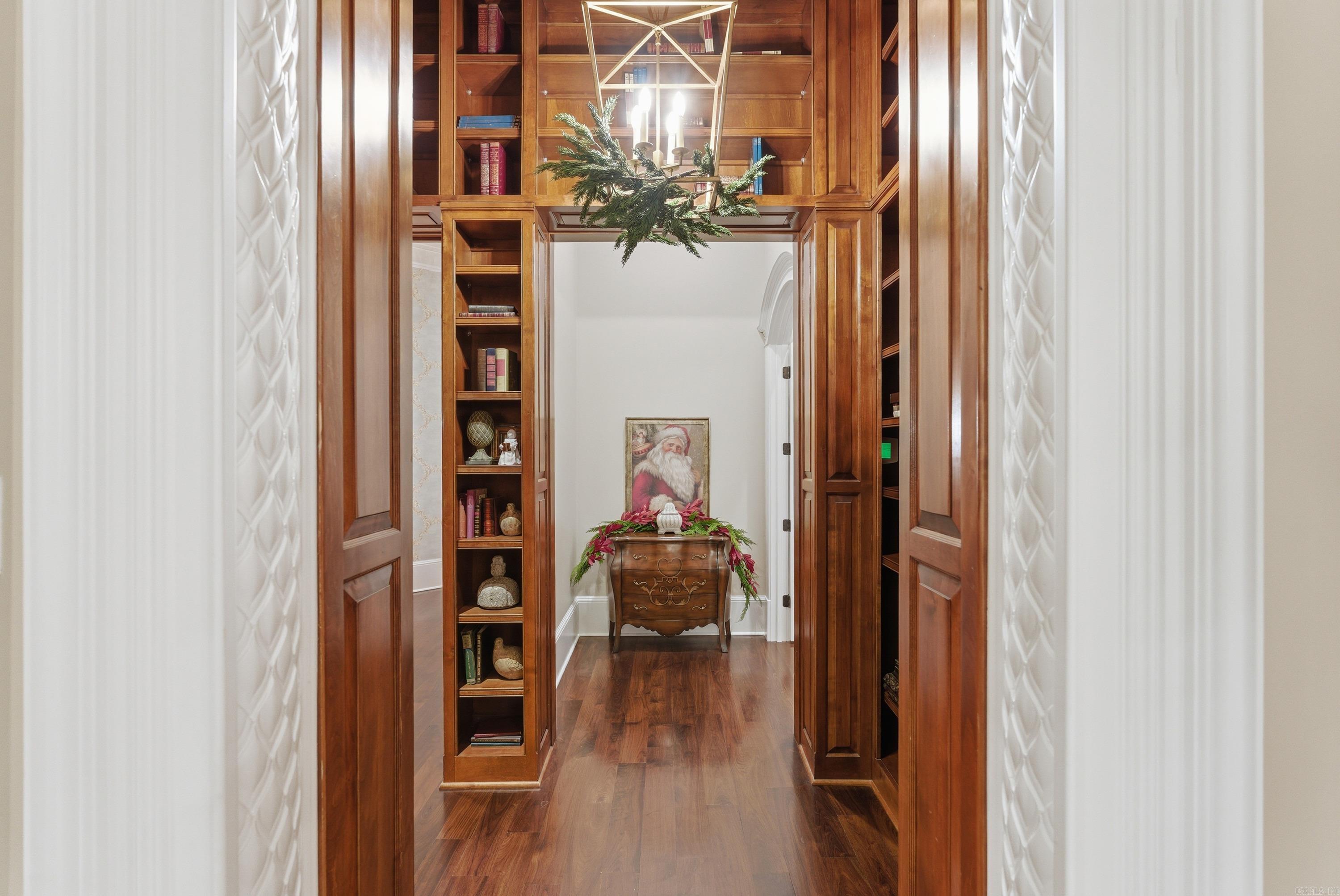 MAJESTIC VALLEY - Residential