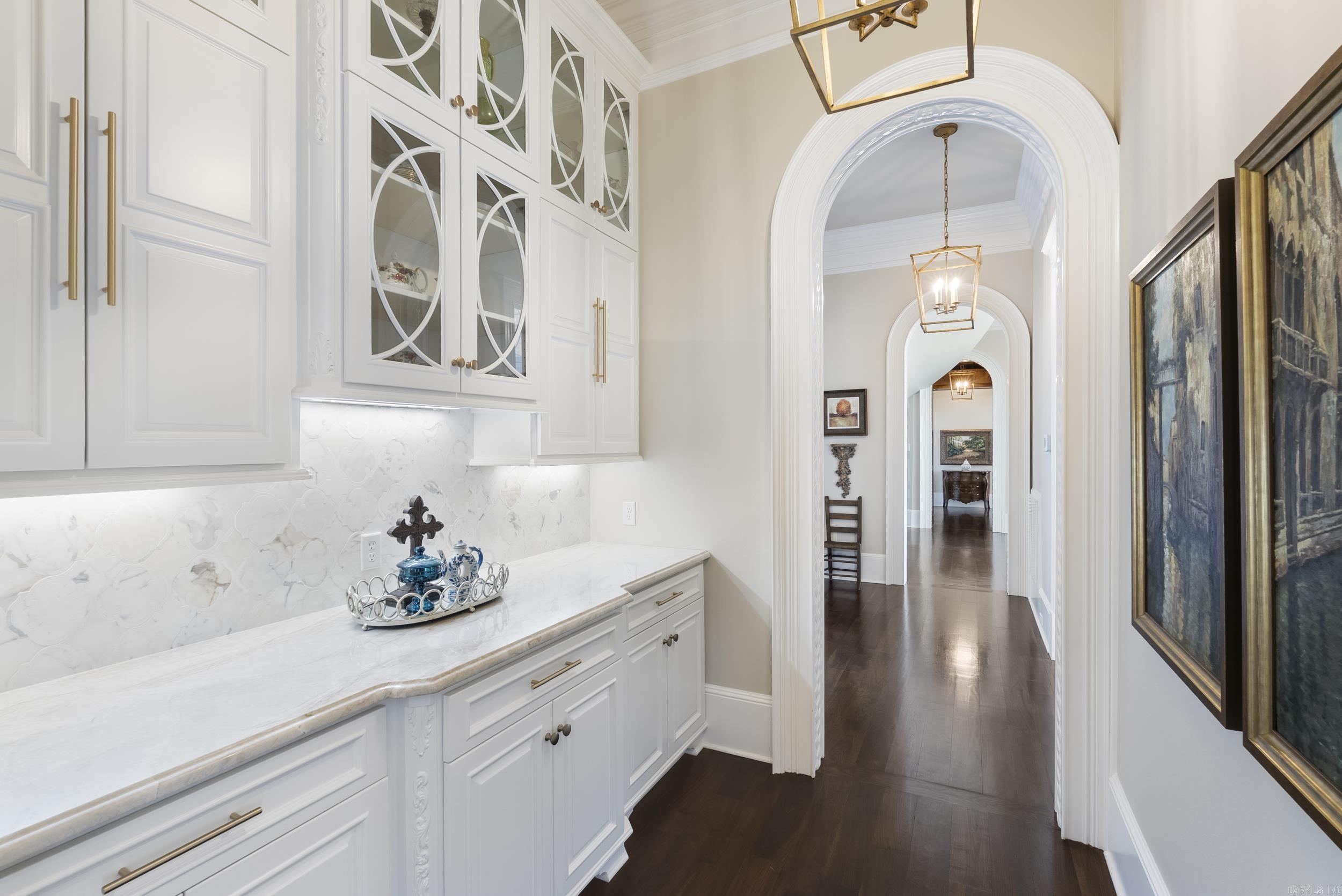 MAJESTIC VALLEY - Residential