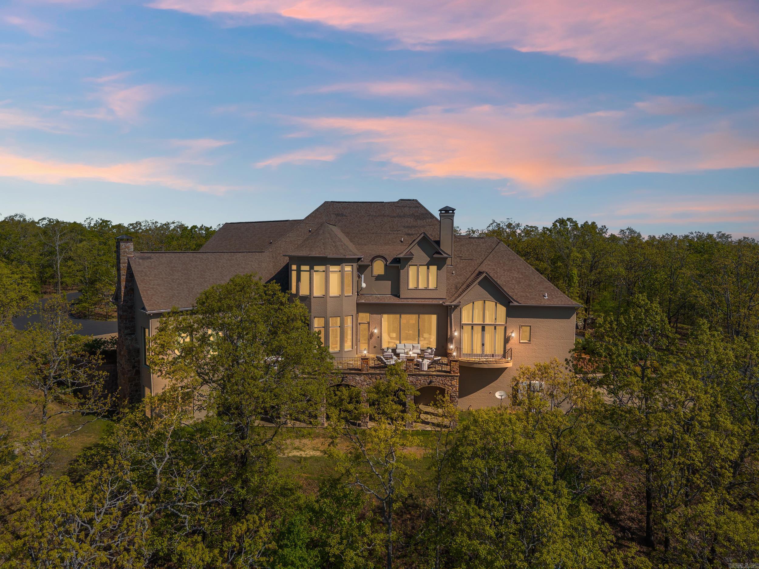 MAJESTIC VALLEY - Residential