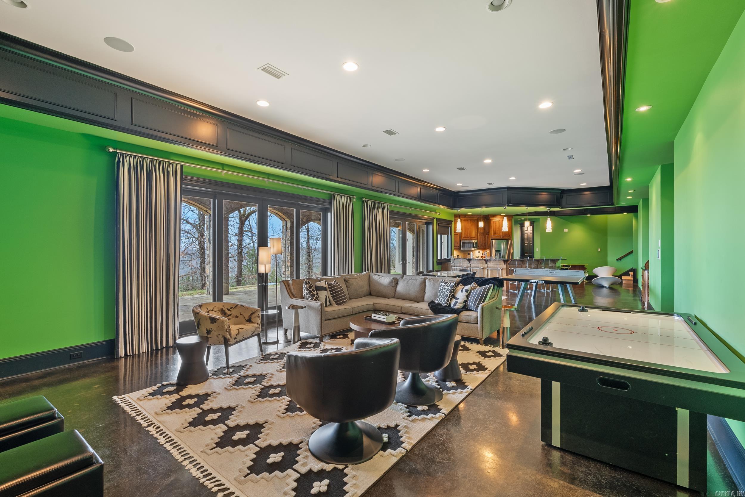 MAJESTIC VALLEY - Residential