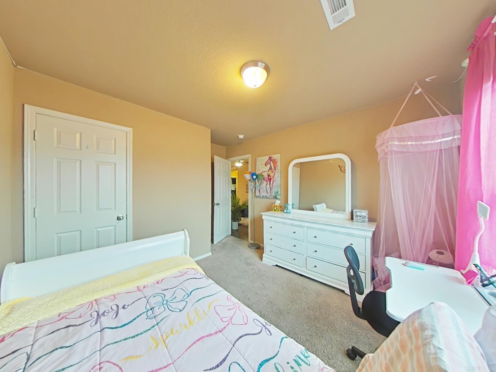 MEADOWS EDGE - Residential