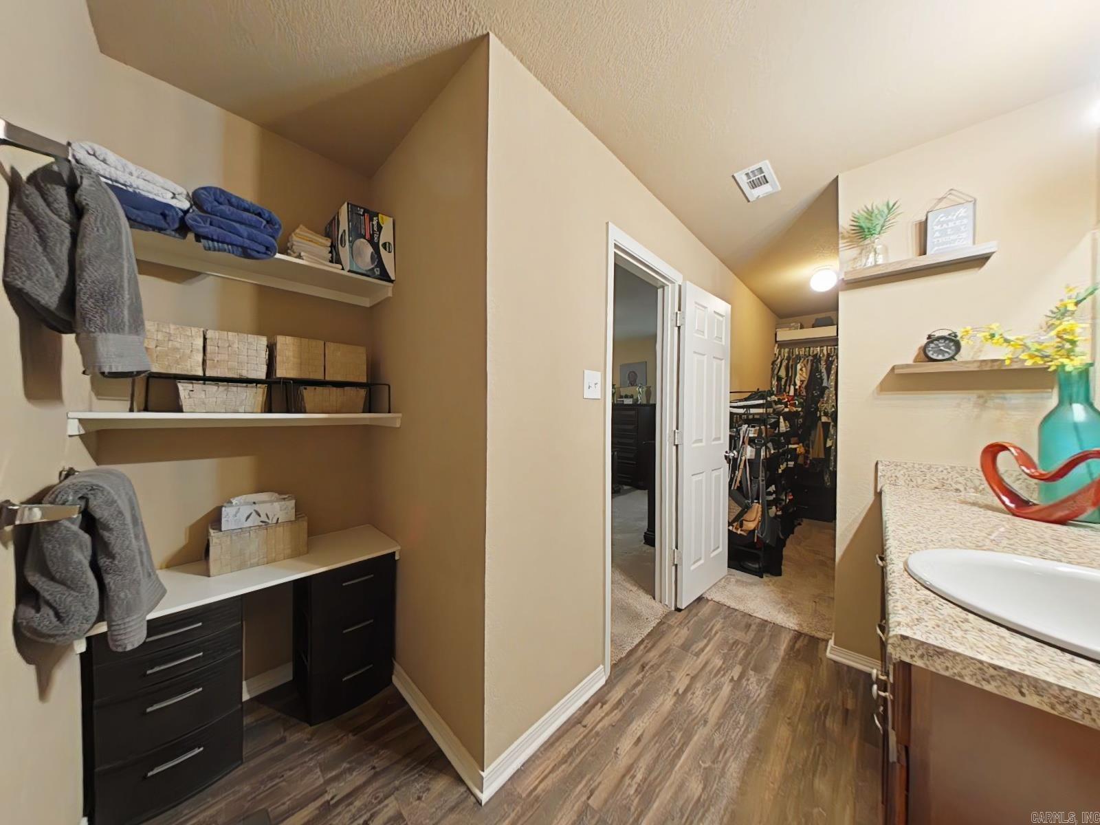 MEADOWS EDGE - Residential