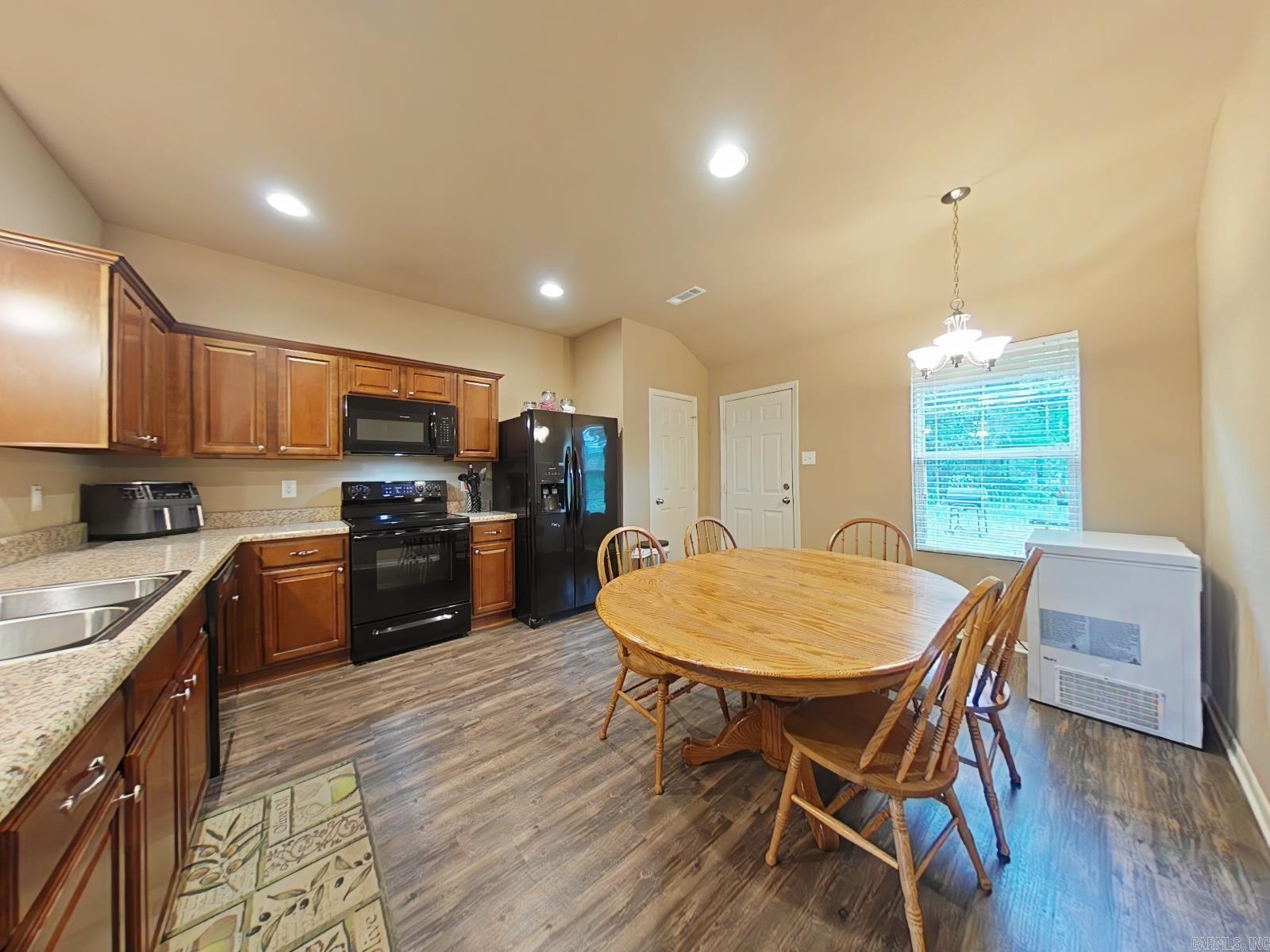 MEADOWS EDGE - Residential