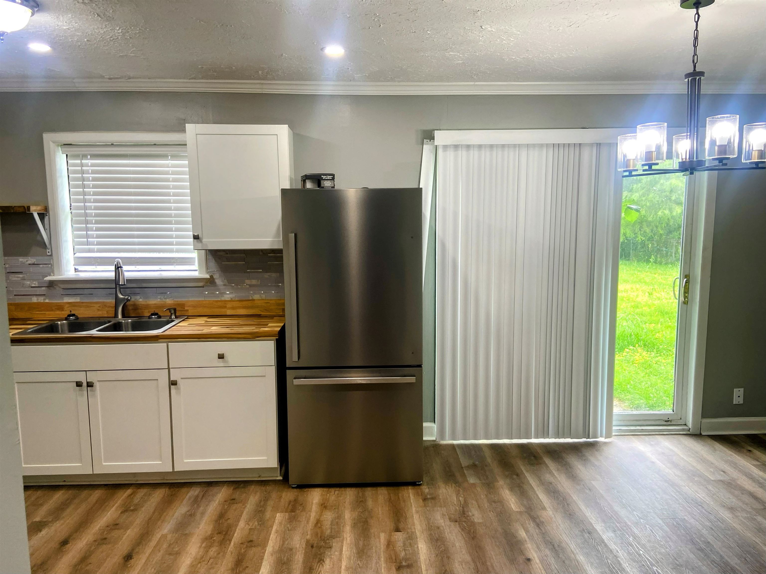 Crestmont Village - Residential Lease