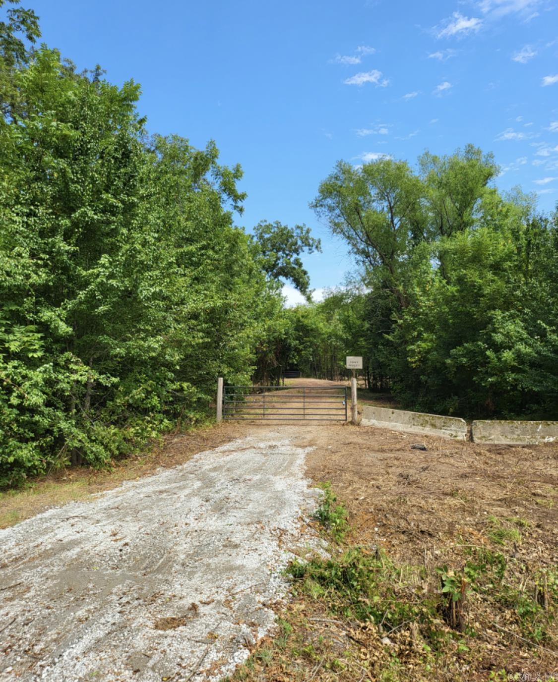 Metes & Bounds - Commercial Sale