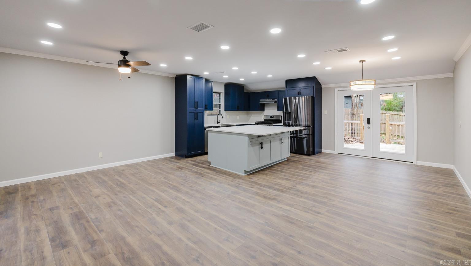 PLEASANT VIEW - Residential