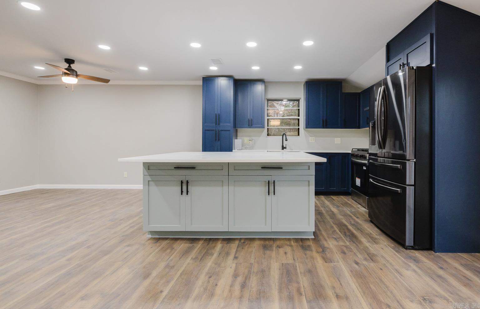 PLEASANT VIEW - Residential