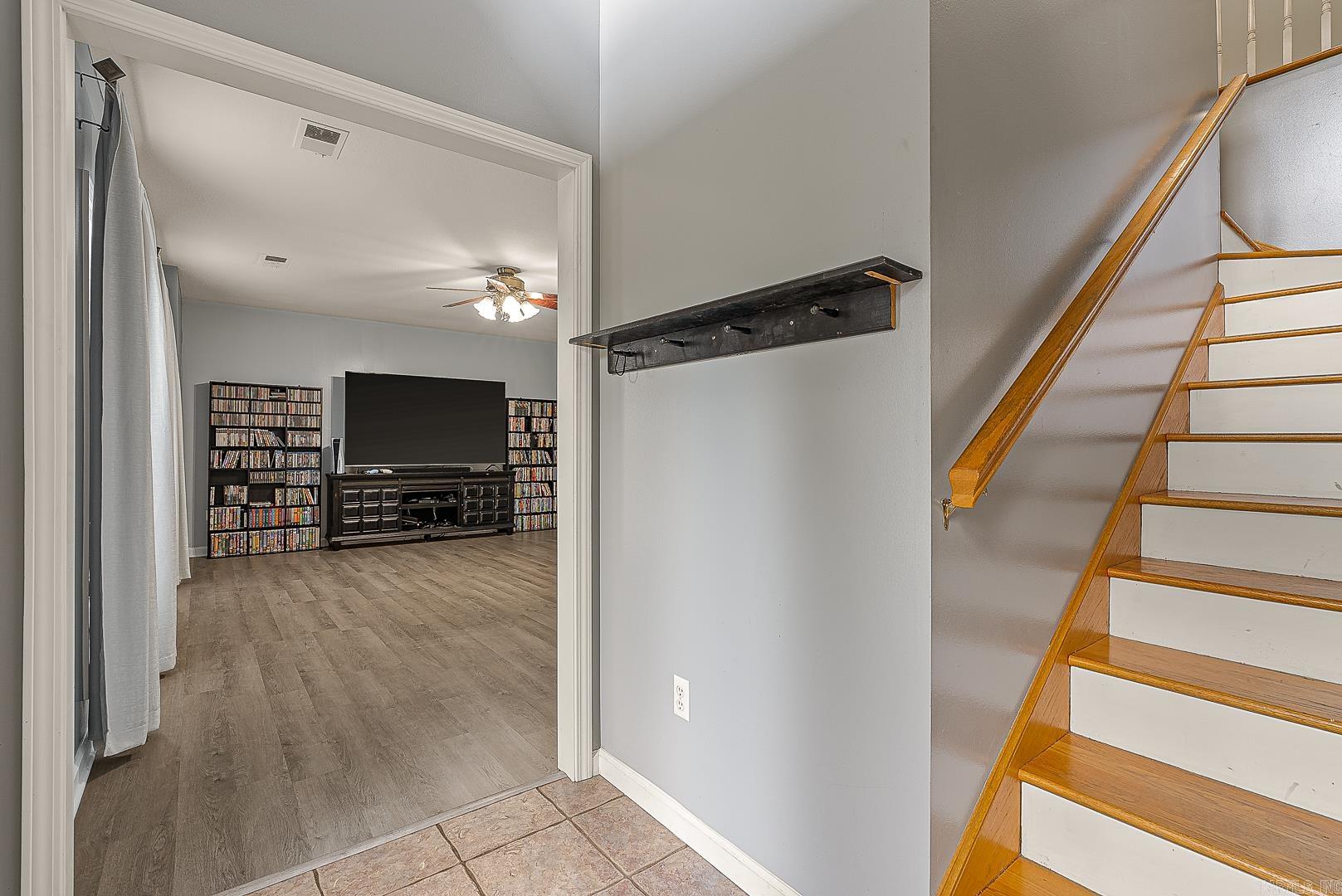 WINDING RIDGE - Residential
