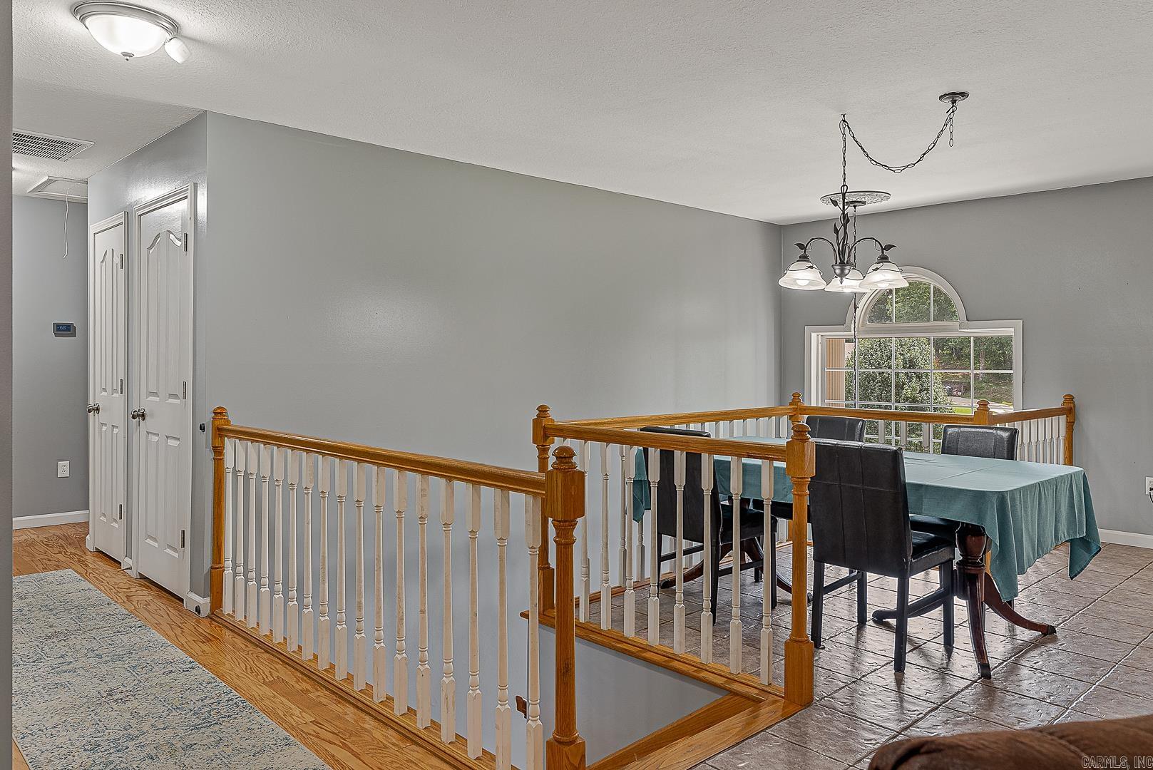 WINDING RIDGE - Residential