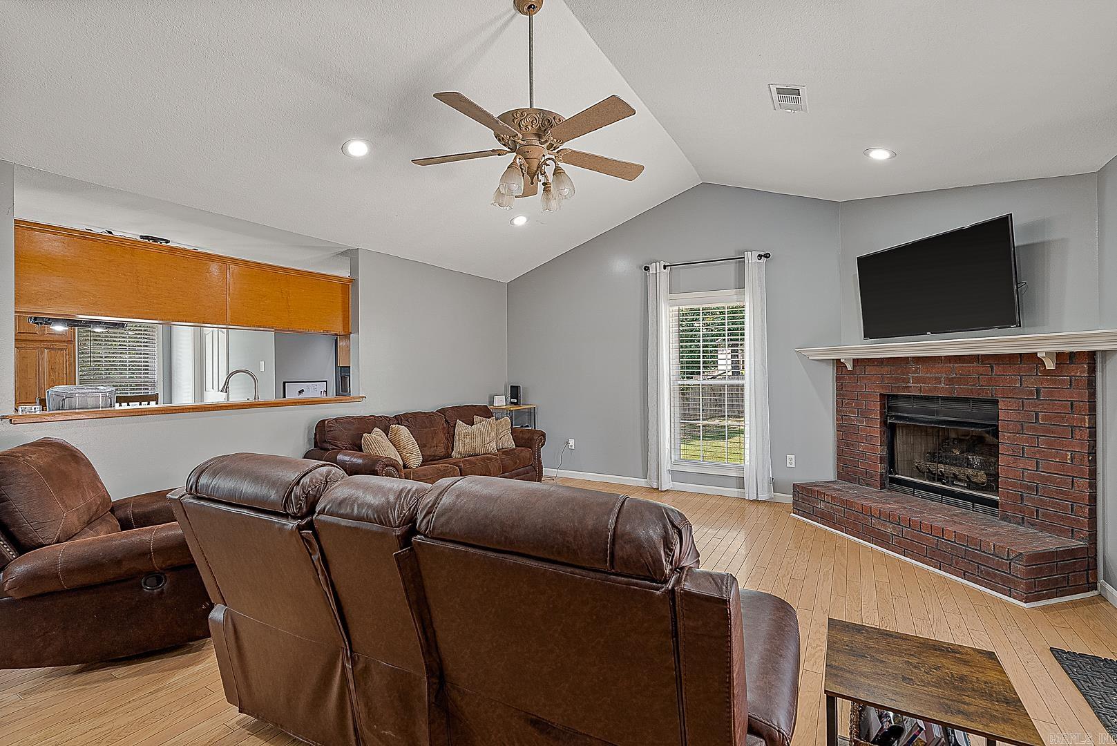 WINDING RIDGE - Residential