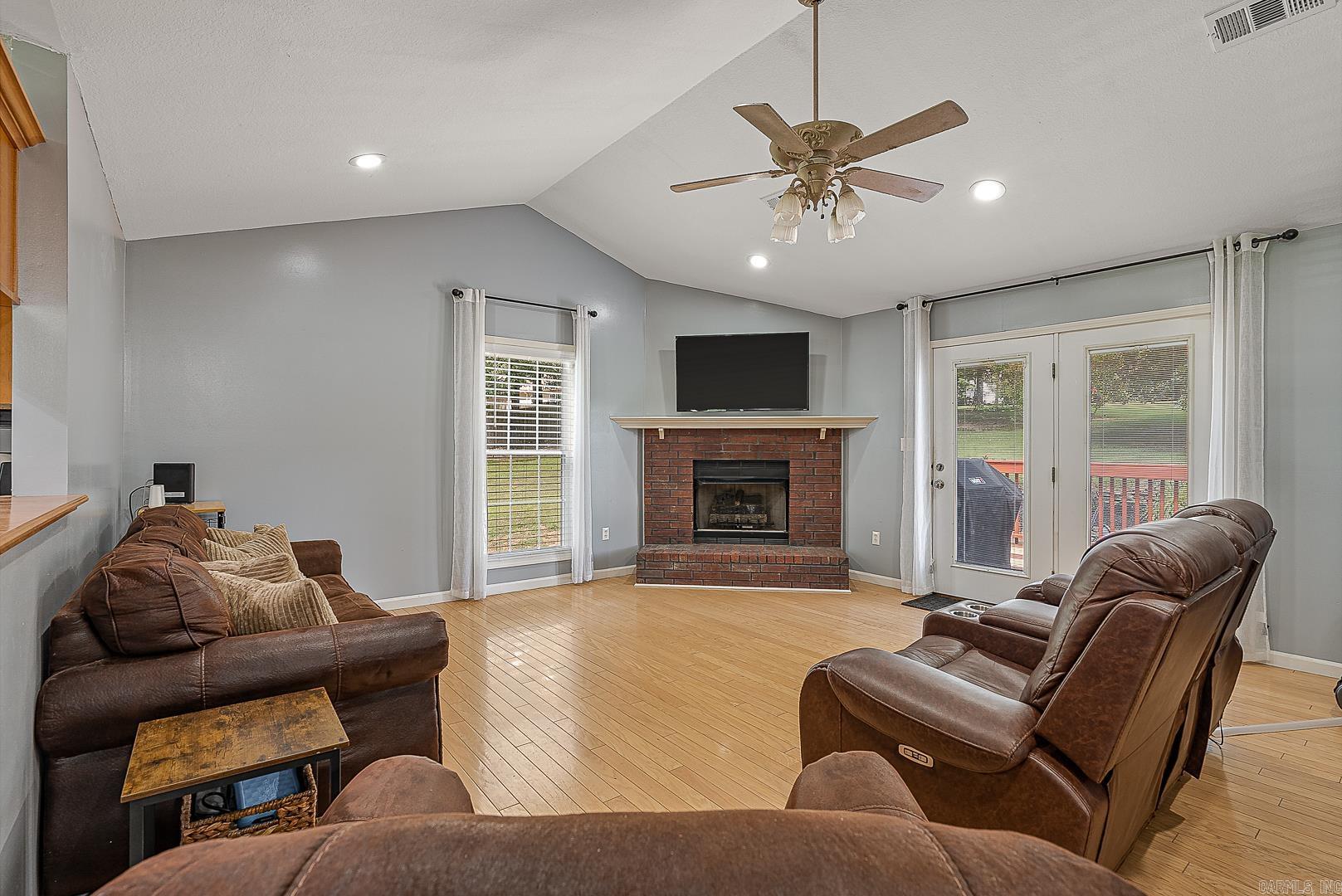 WINDING RIDGE - Residential