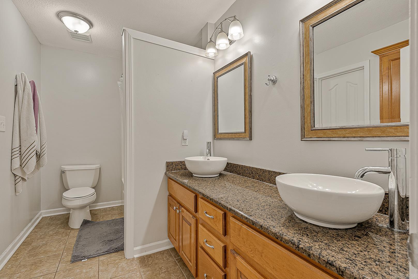 WINDING RIDGE - Residential