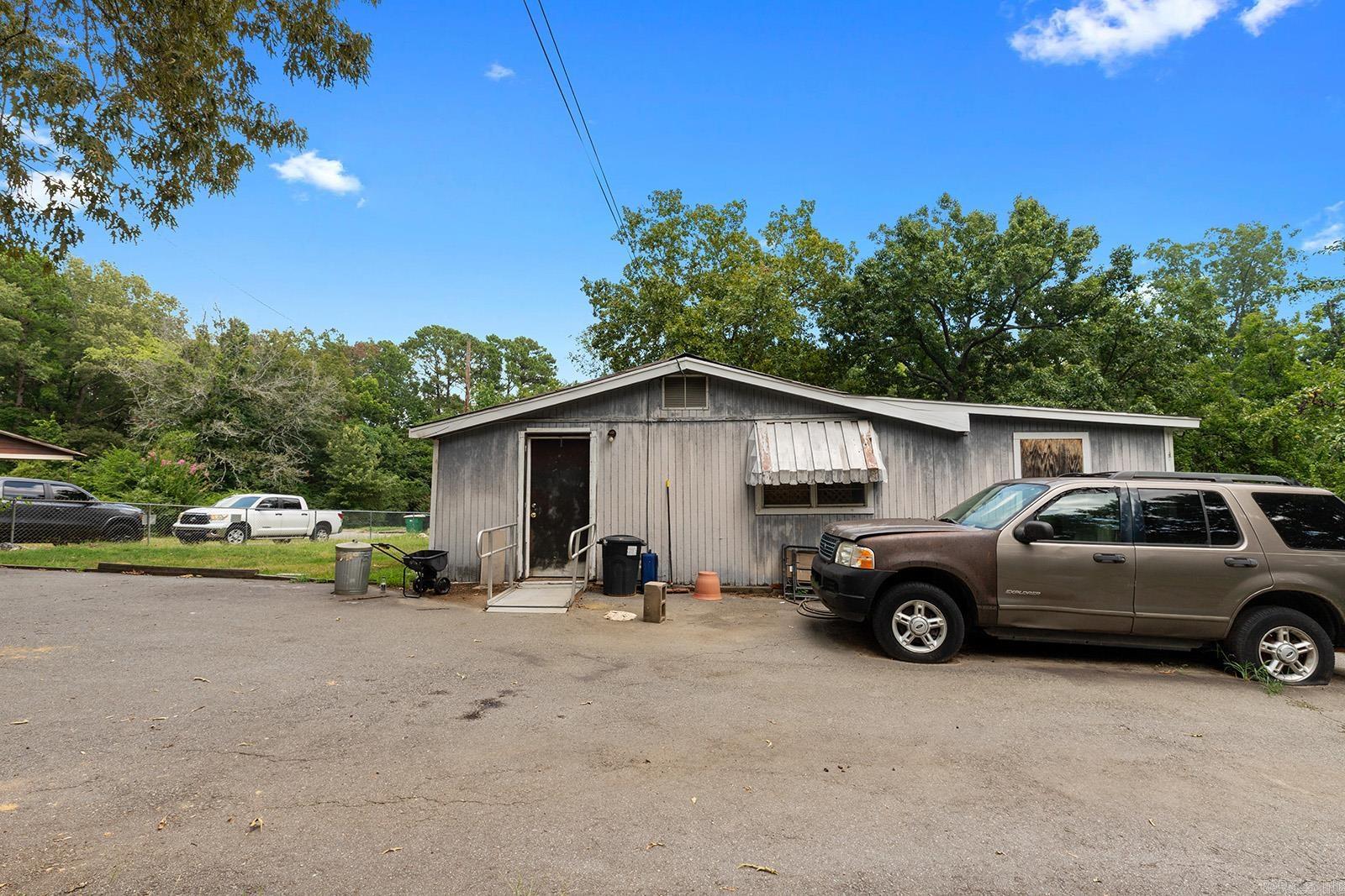 BARROW JOHN - Residential