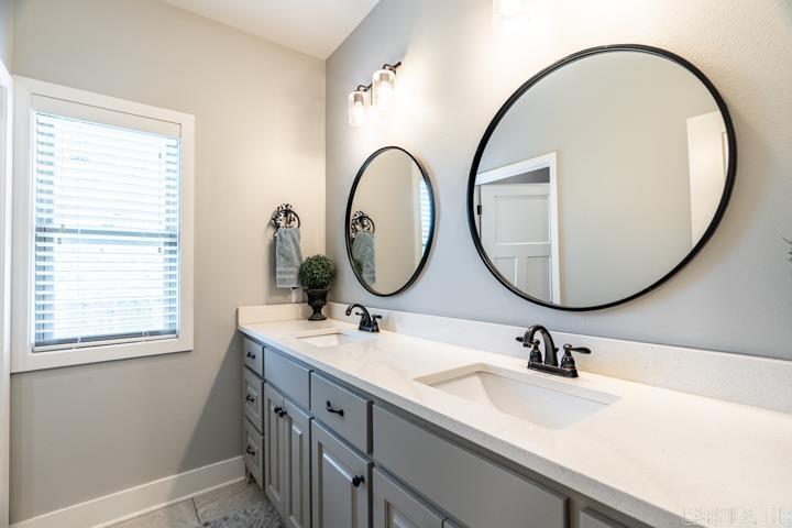 DAWSONS POINTE - Residential