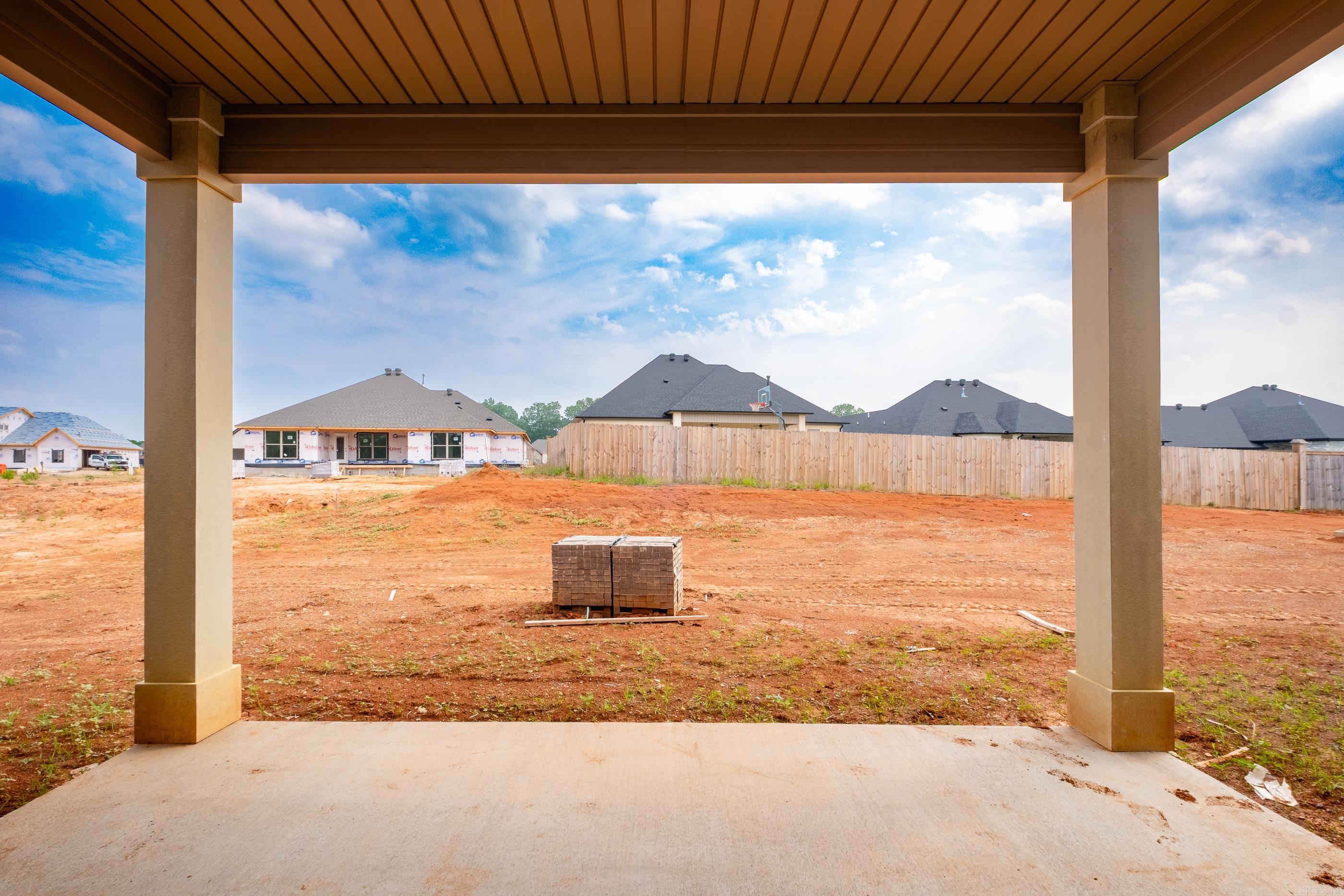 COUNTRY CLUB OF ARK THE - Residential