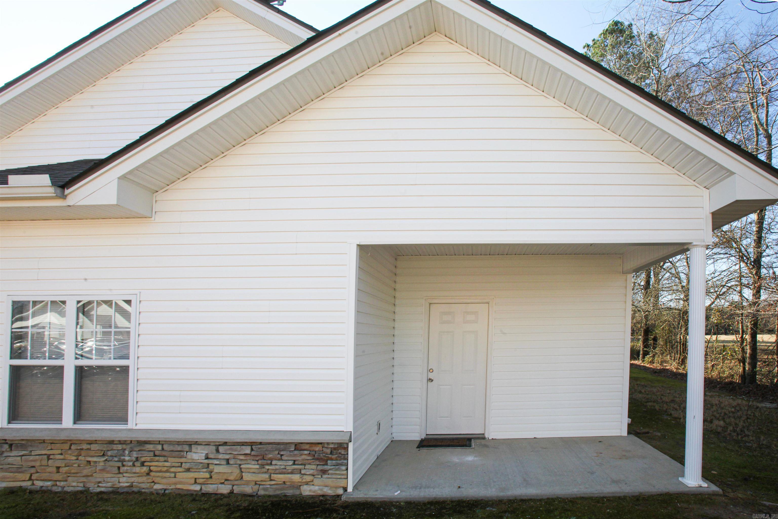 CAMRY COURT - Residential Lease