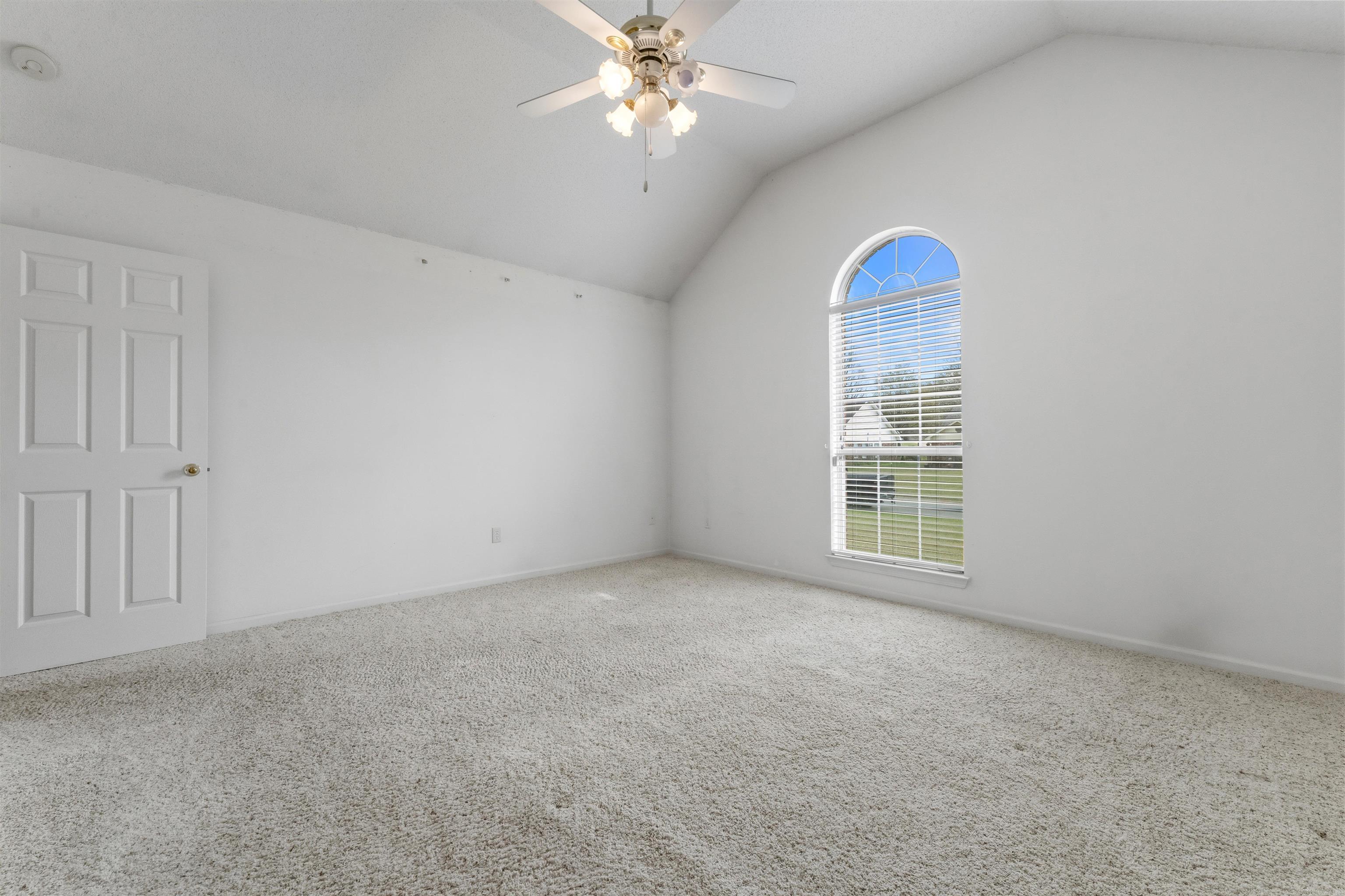 FAIR OAKS - Residential